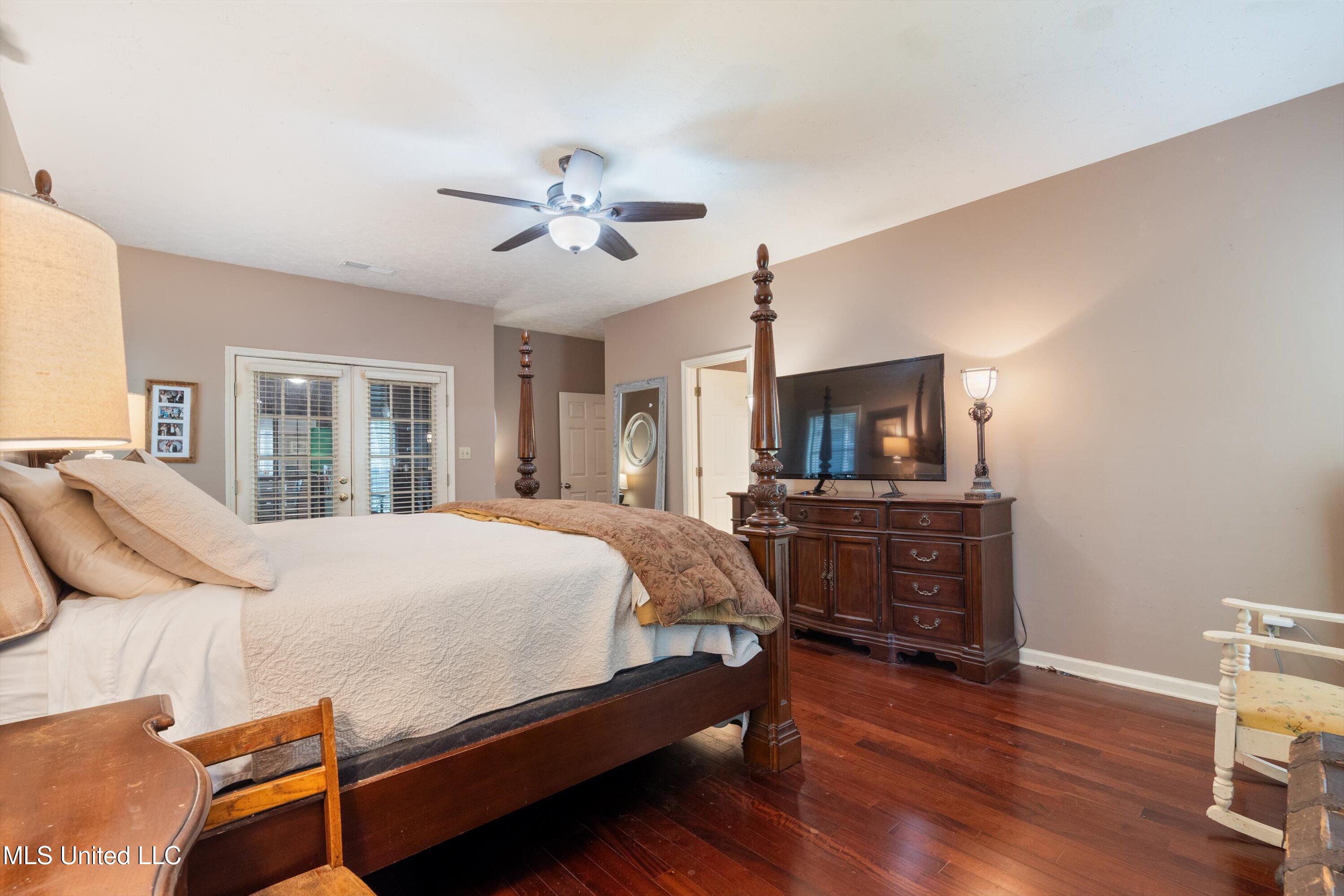 5135 Windy Ridge Drive Property Photo 17