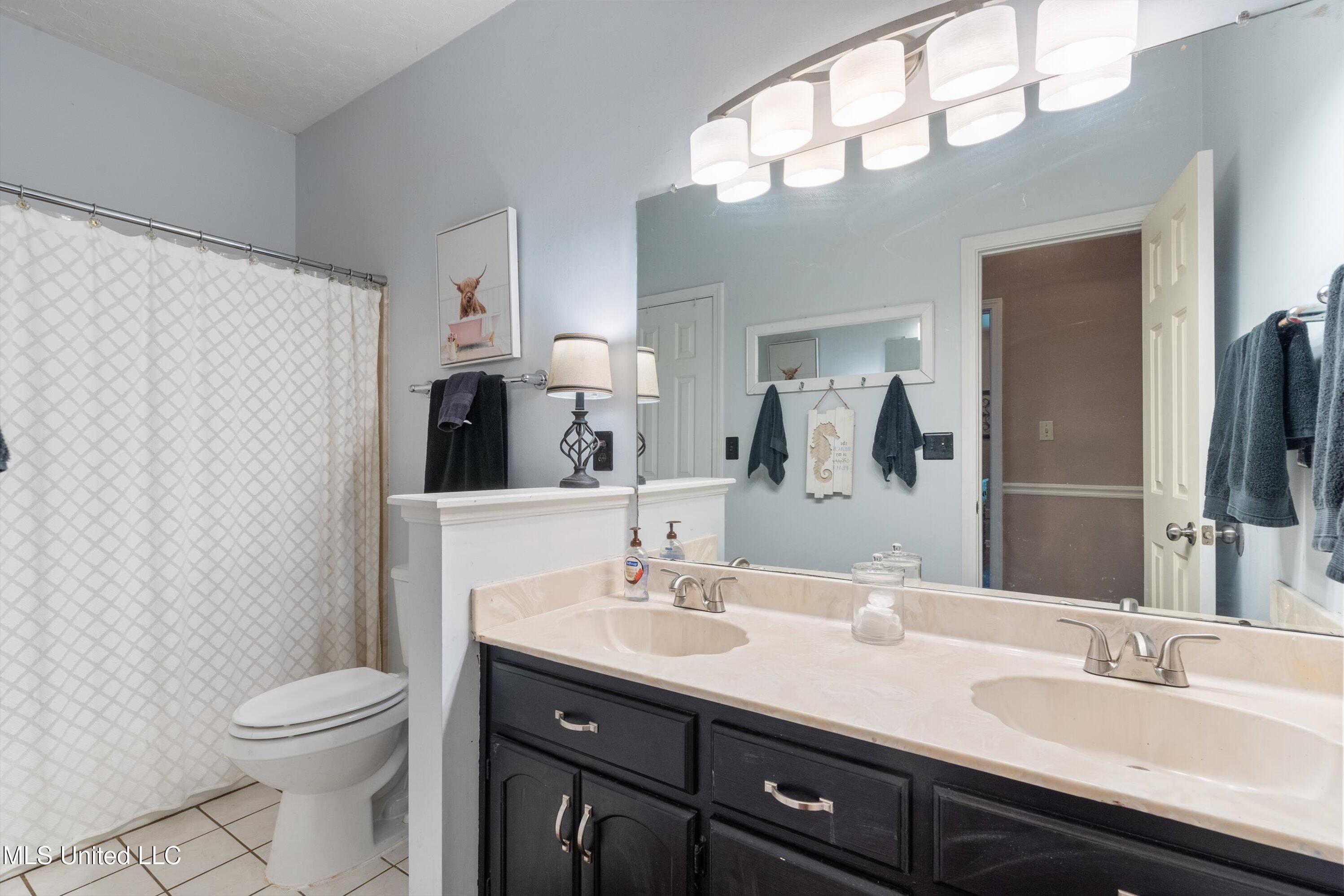 5135 Windy Ridge Drive Property Photo 18