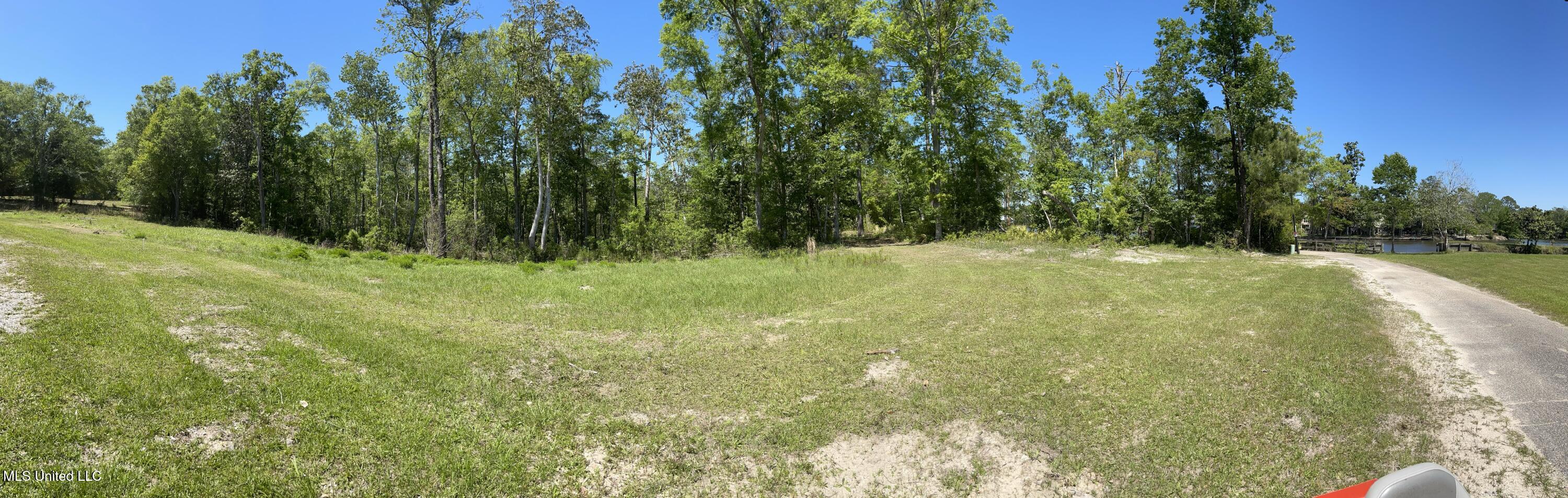 Rio Lado Lane Property Photo 8