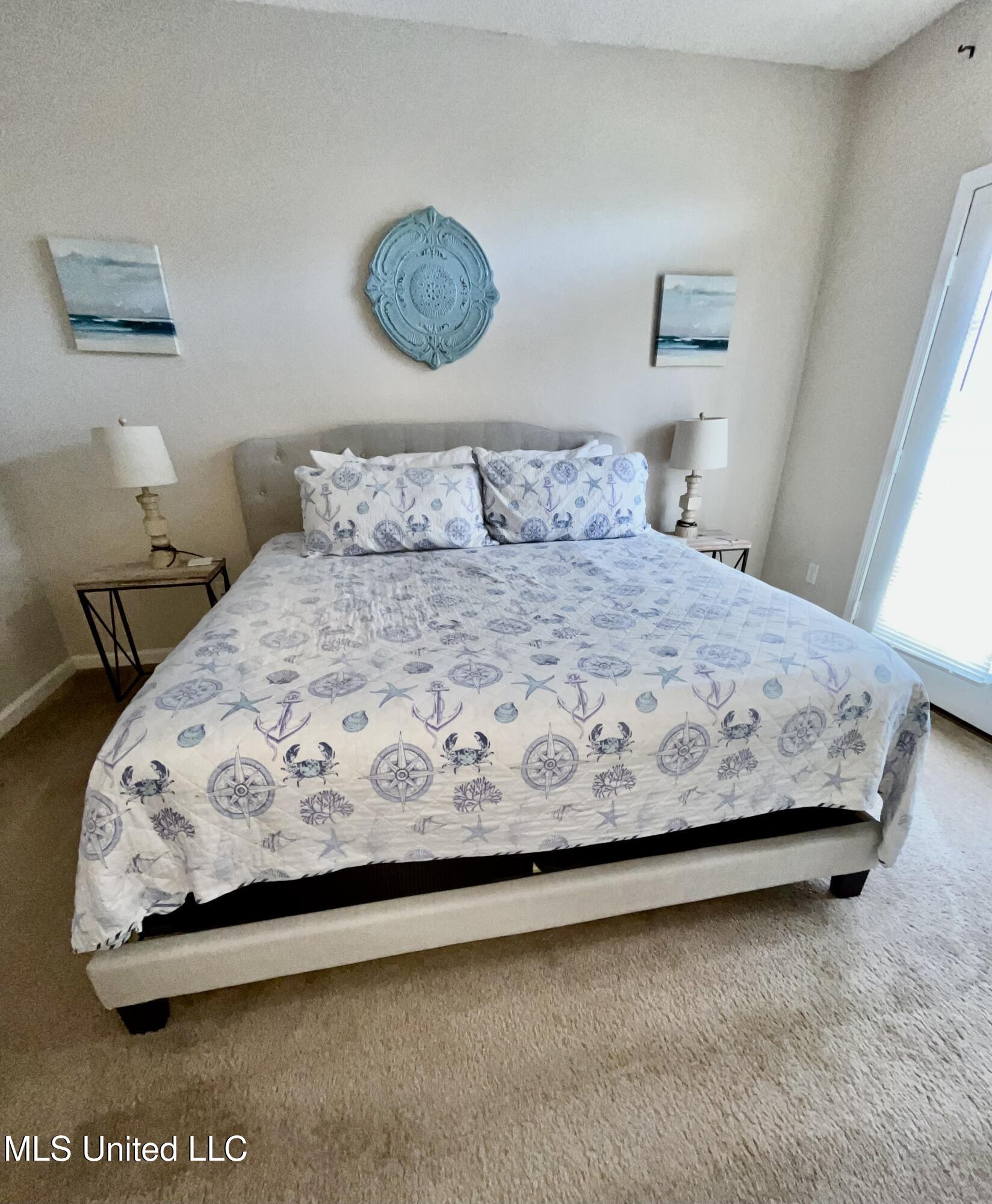 2252 Beach Drive Property Photo 12