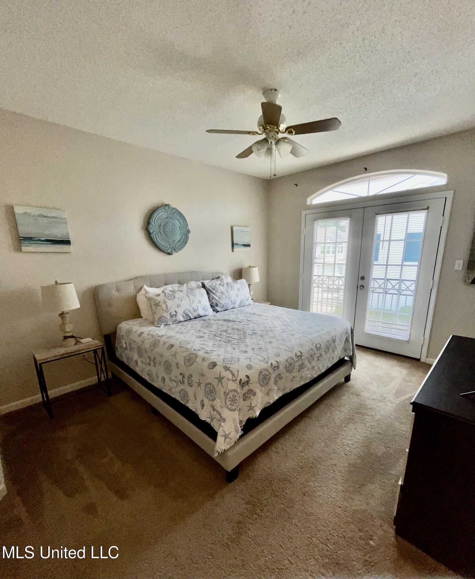 2252 Beach Drive Property Photo 13