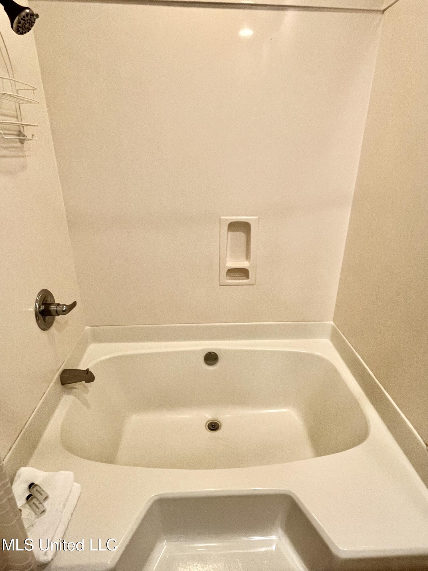2252 Beach Drive Property Photo 17