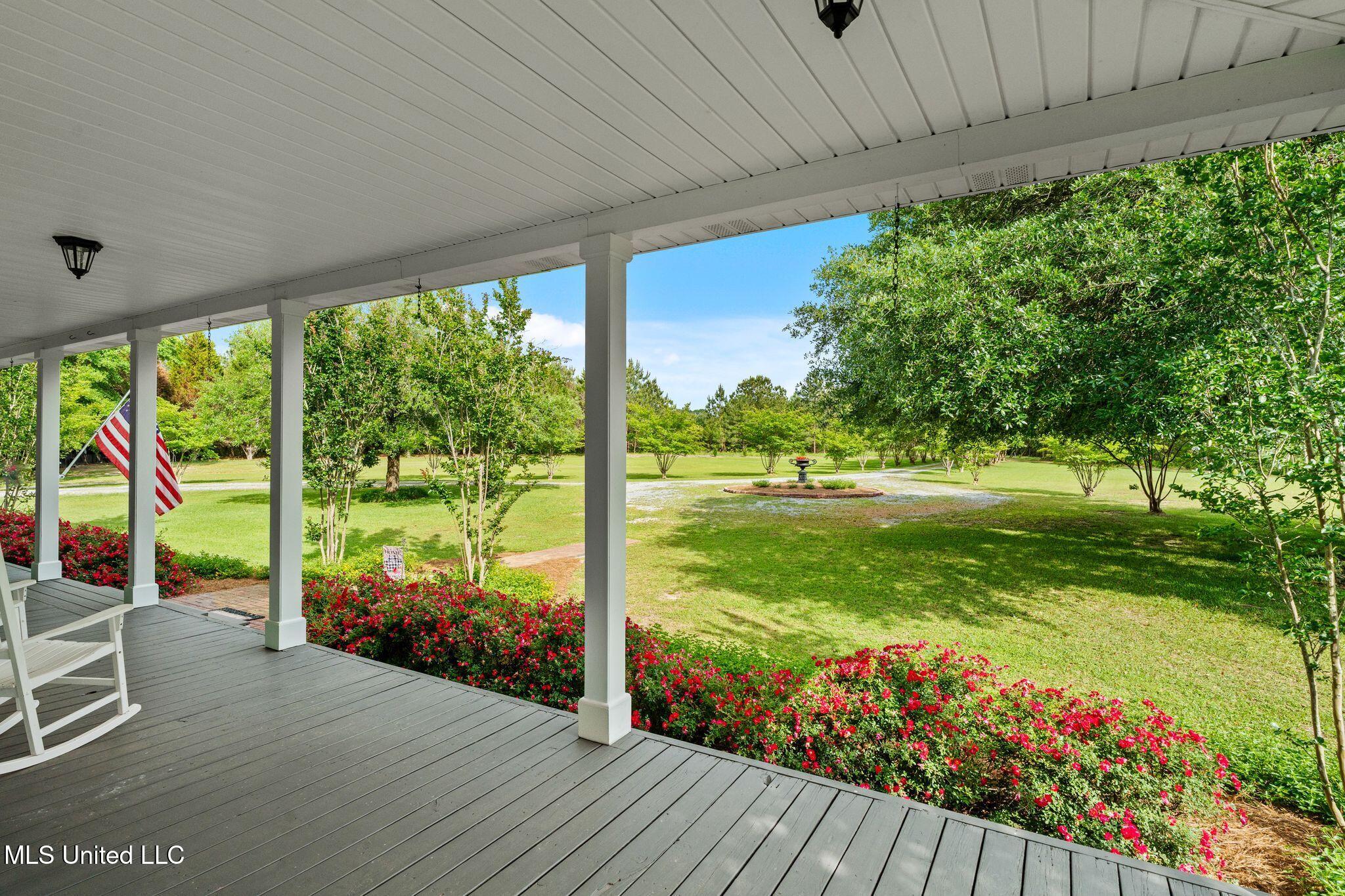 1814 Old Highway 24 Property Photo 9