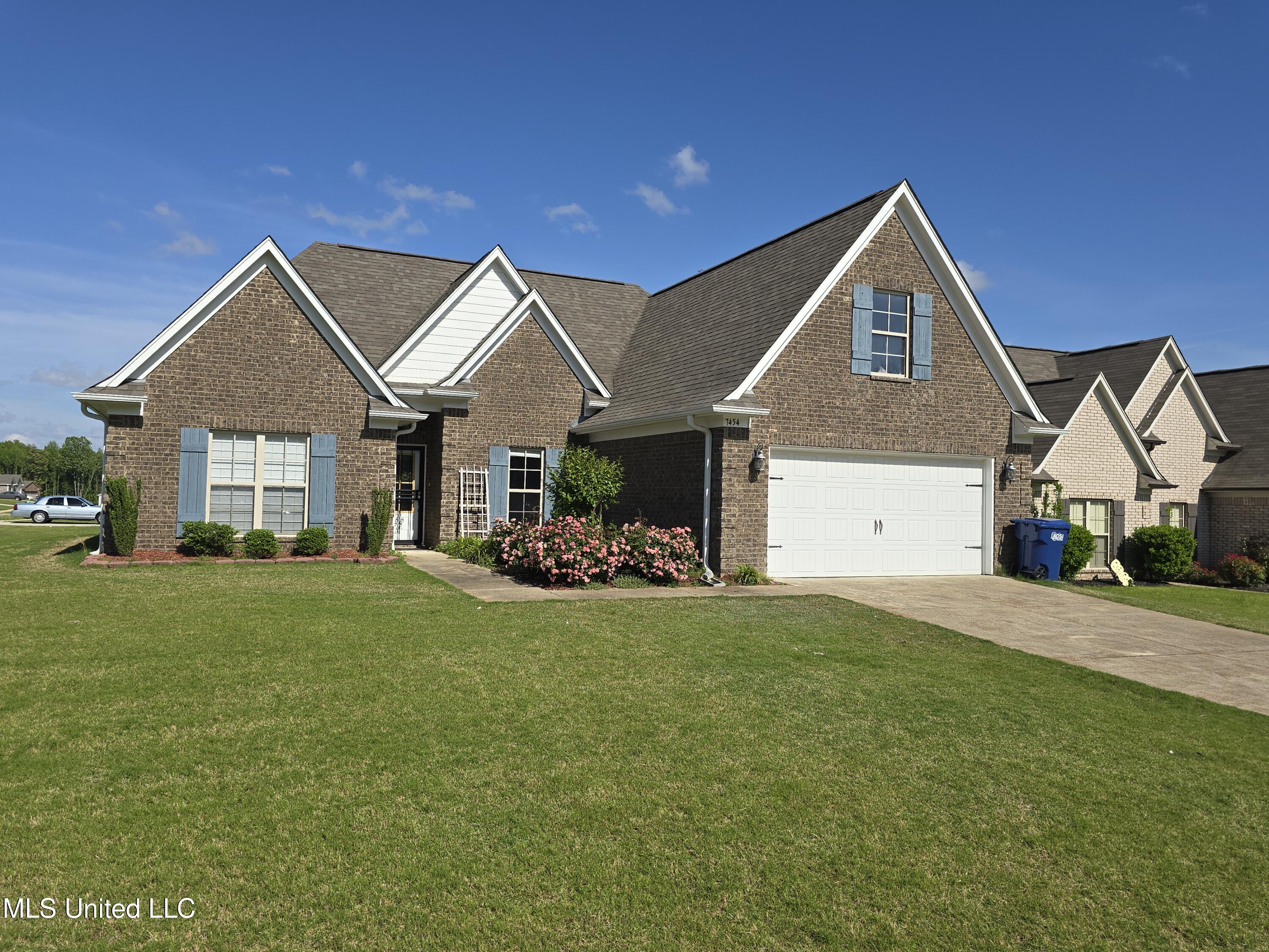 7454 Redberry Drive Property Photo 2