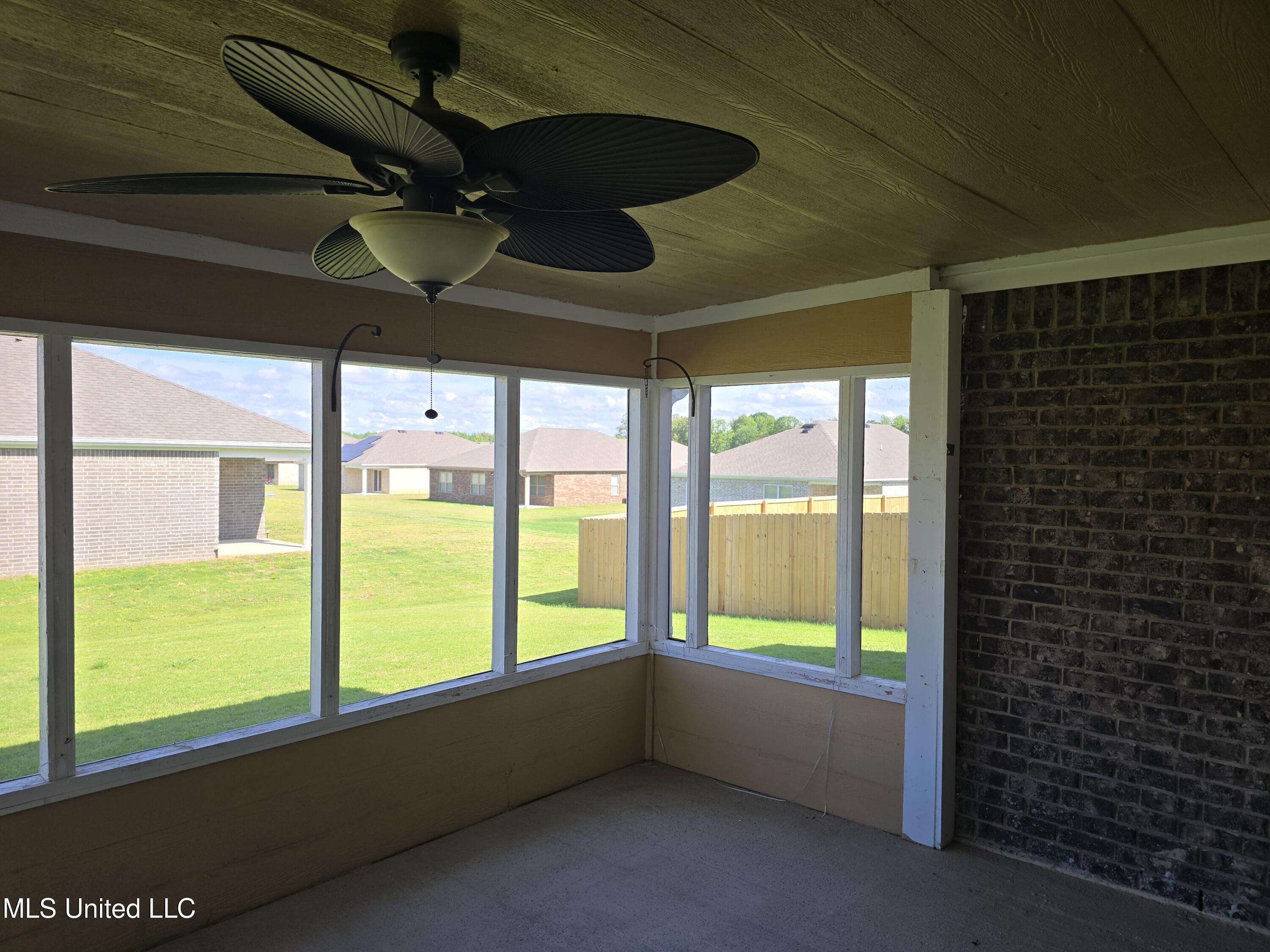 7454 Redberry Drive Property Photo 10