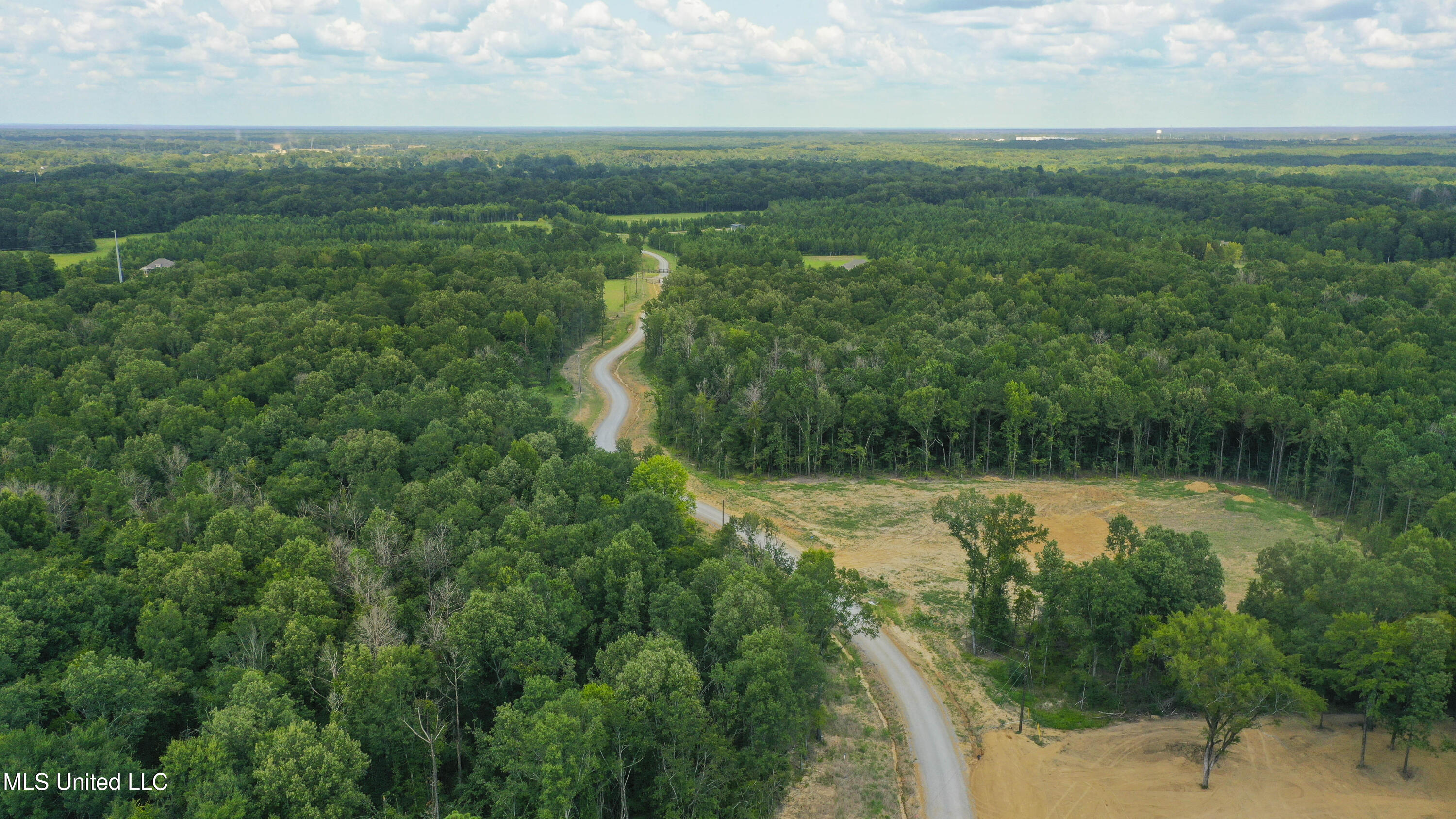 Stout Meadows Lane Property Photo 3