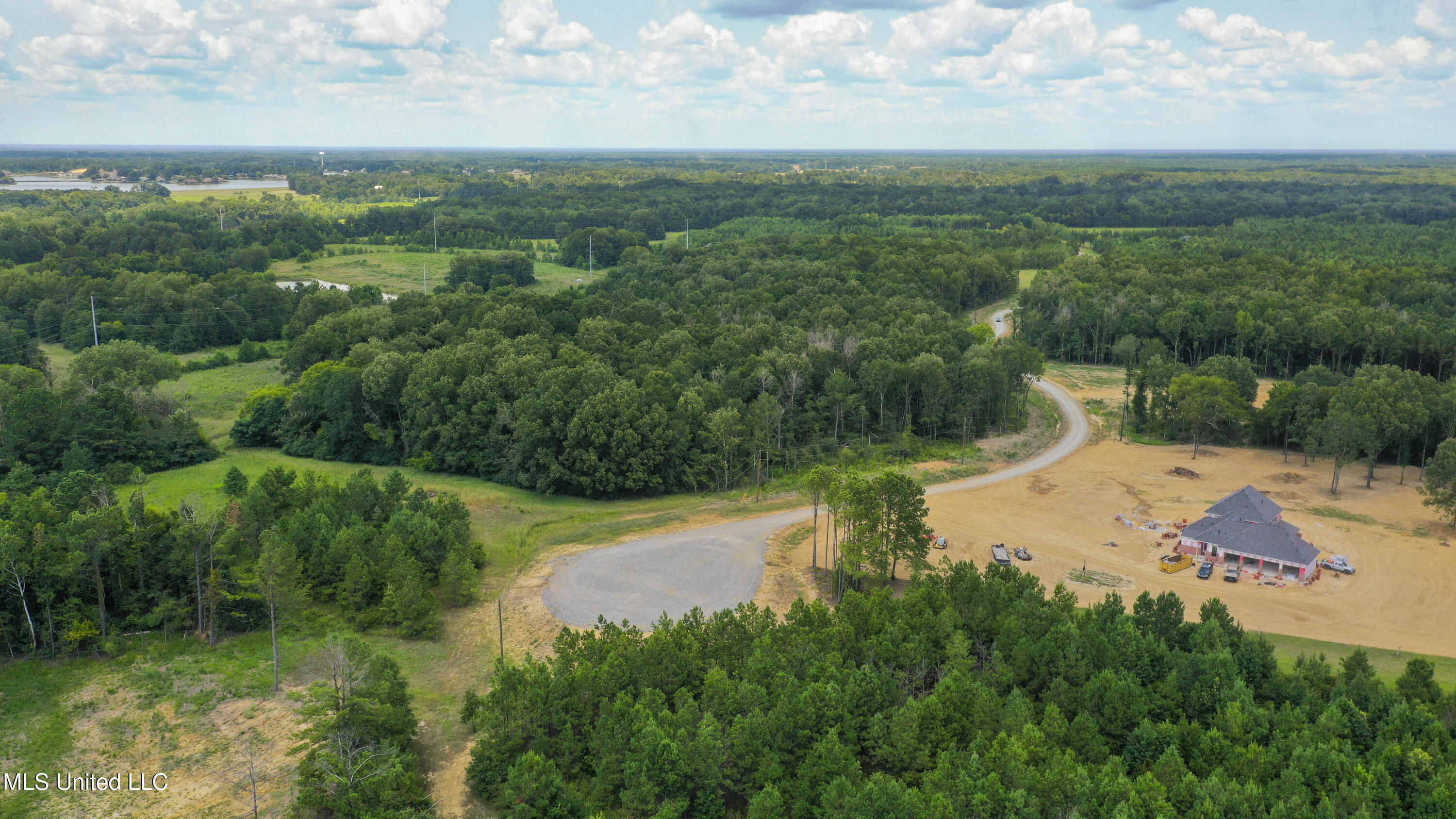 Stout Meadows Lane Property Photo 4