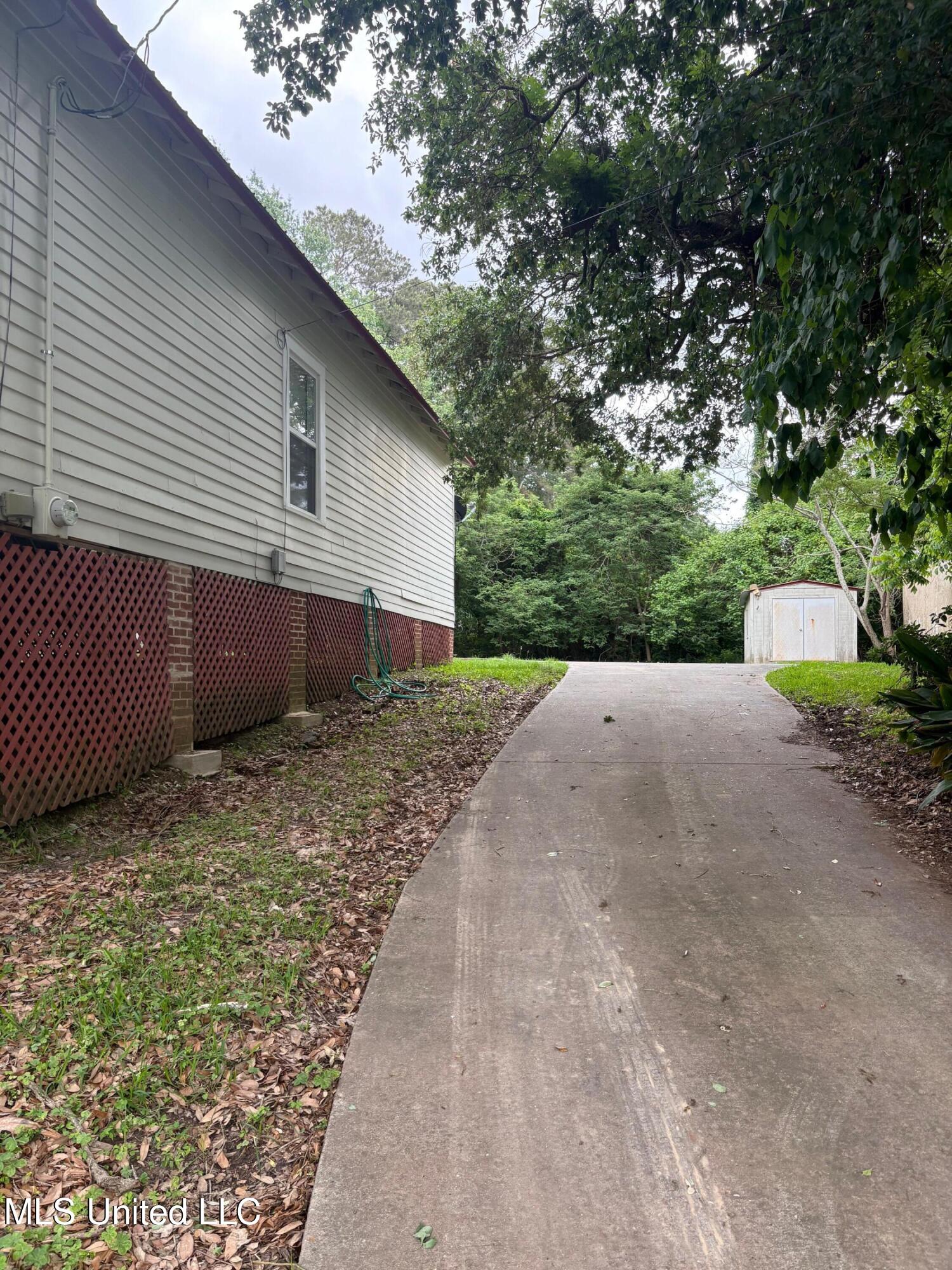 5 New Street Property Photo 2