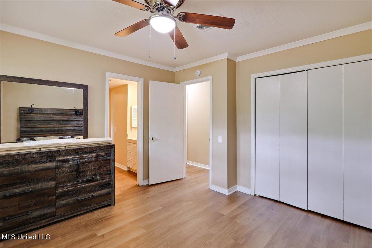 4692 Nordell Drive Property Photo 16