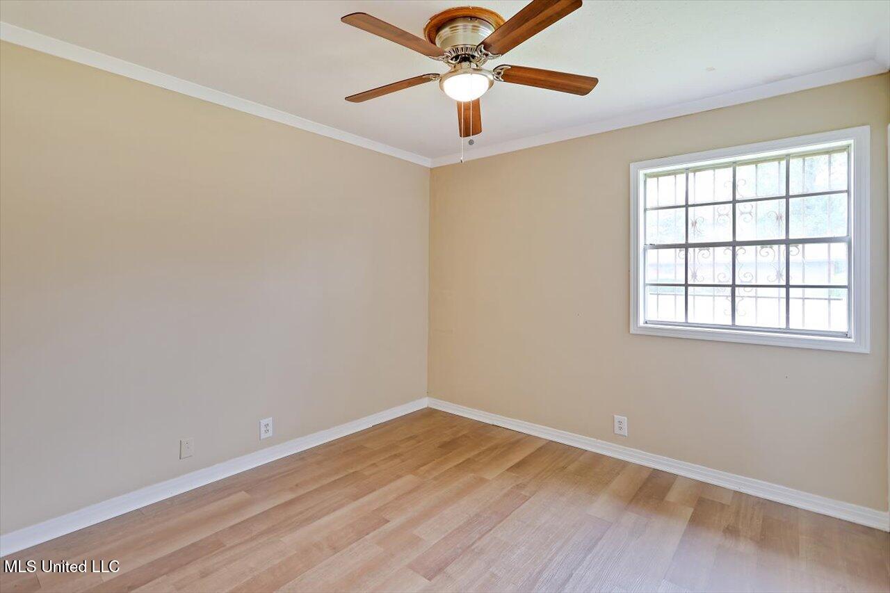 4692 Nordell Drive Property Photo 19