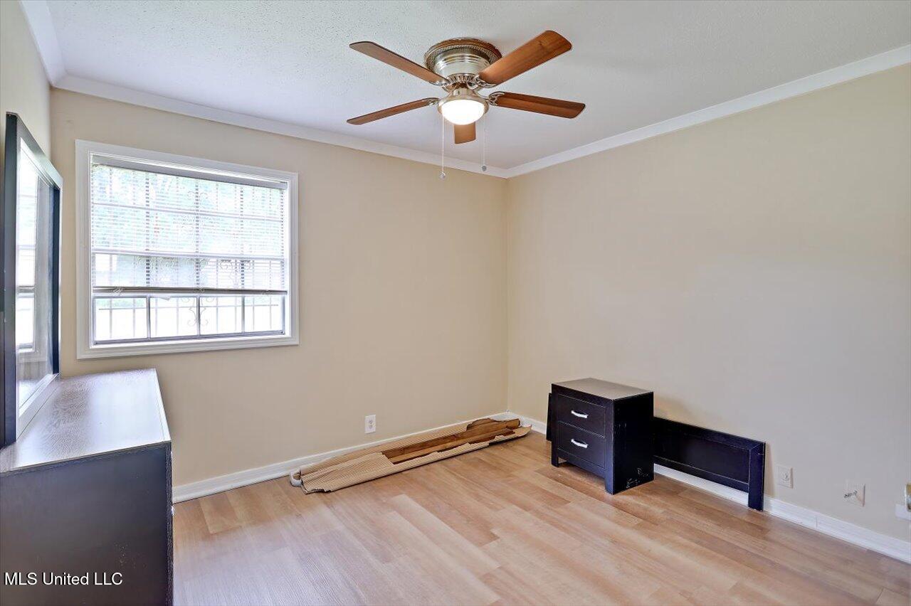 4692 Nordell Drive Property Photo 22