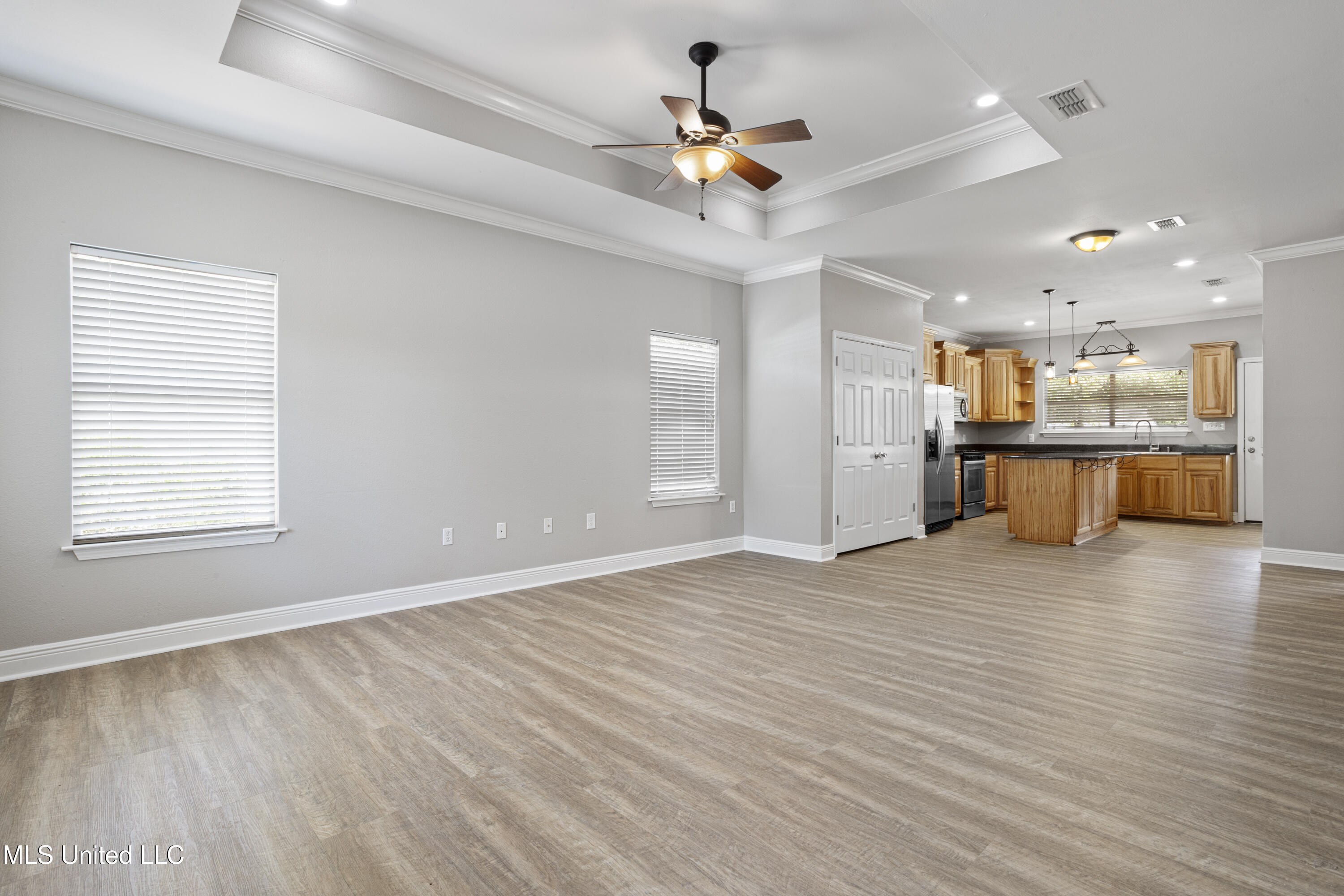 1408 36th Avenue Property Photo 4