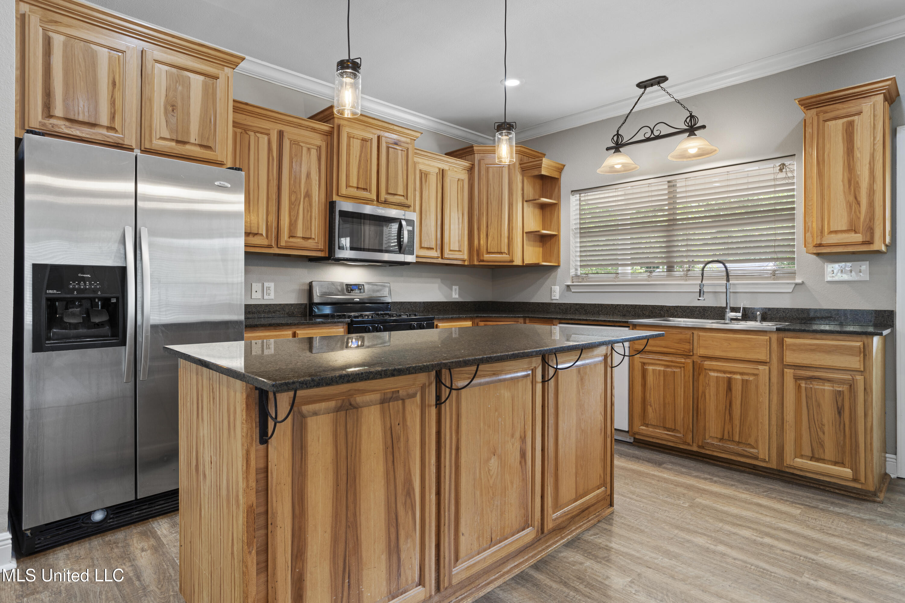 1408 36th Avenue Property Photo 6