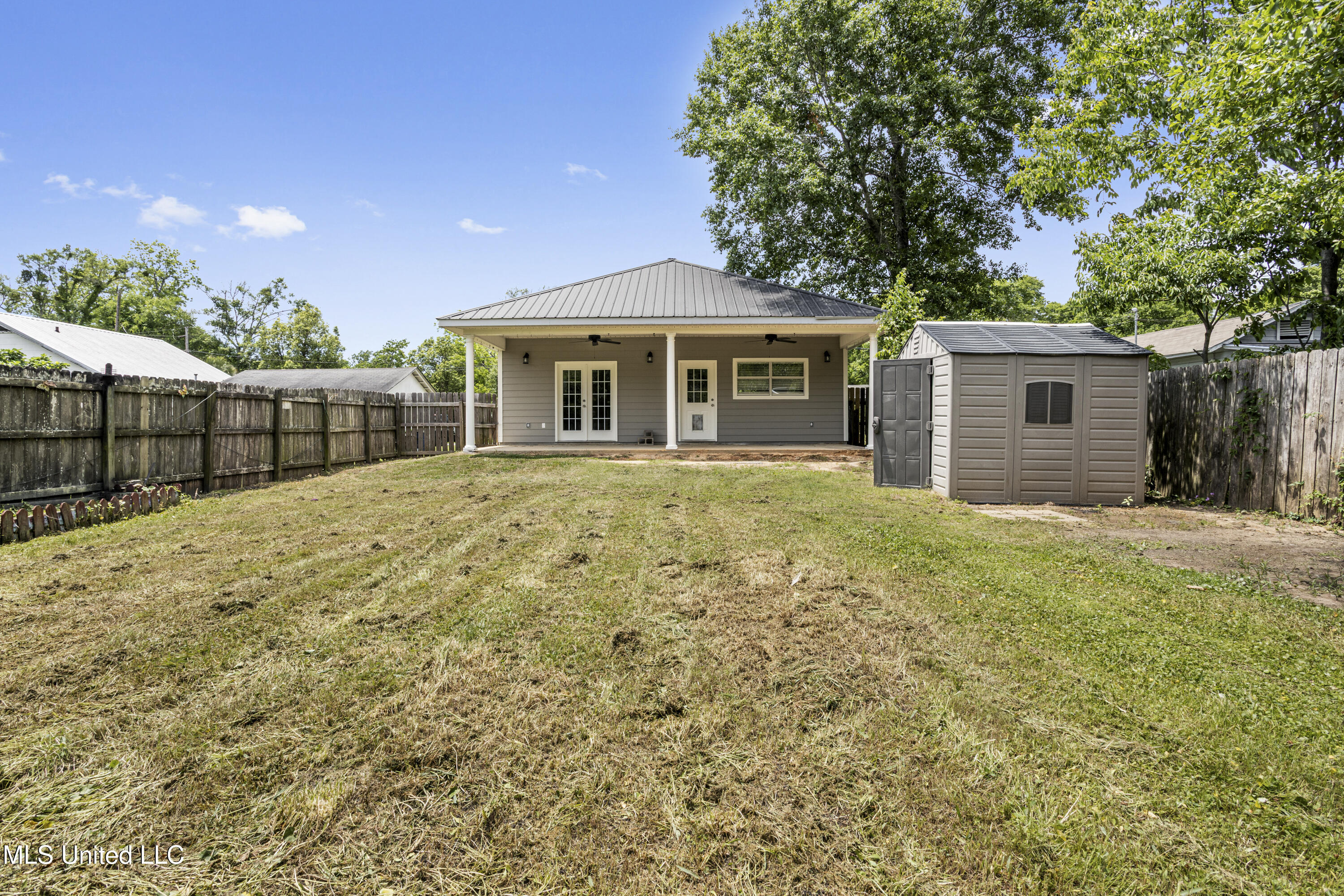 1408 36th Avenue Property Photo 17