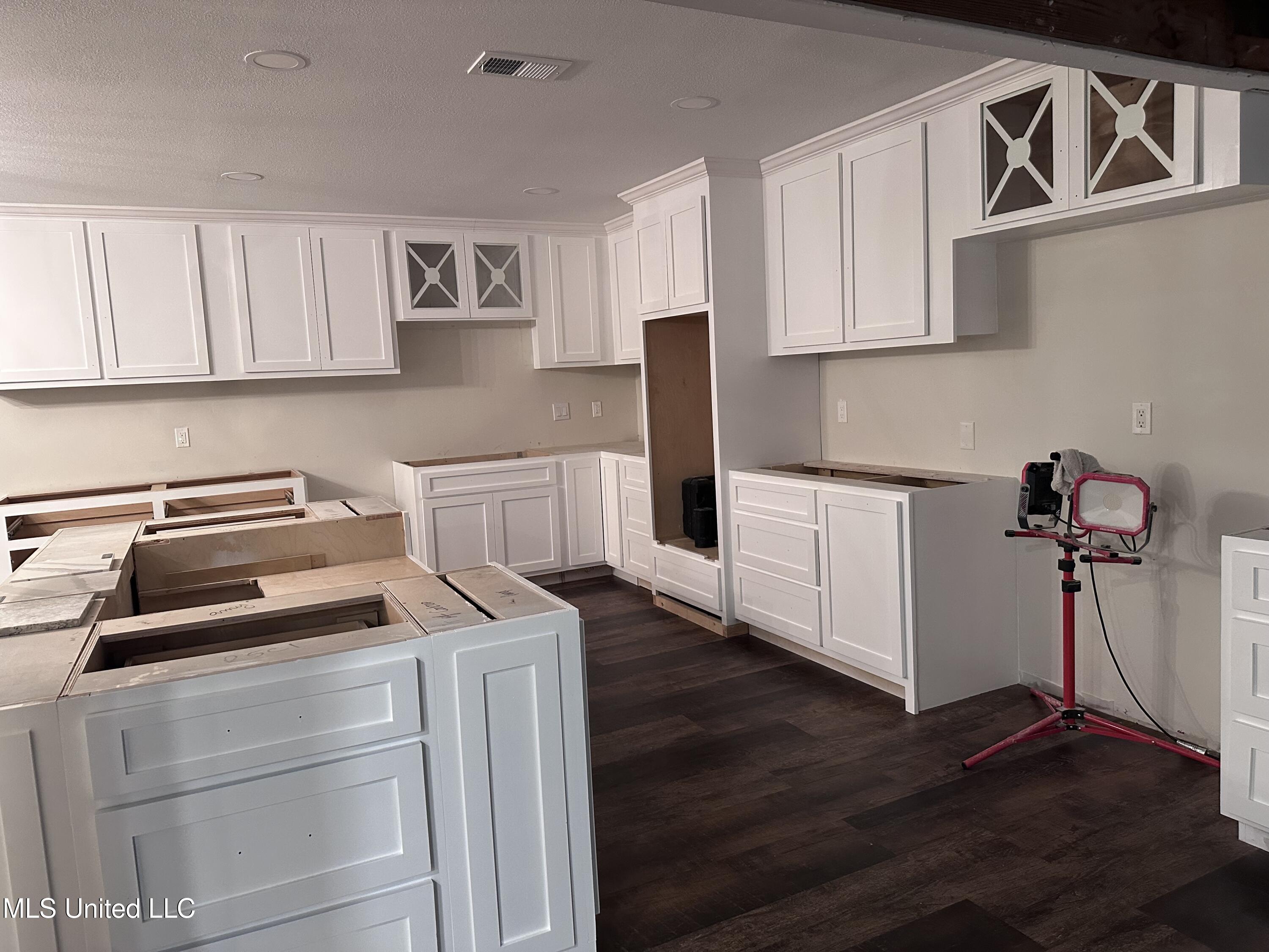 1115 Westwood Street Property Photo 5