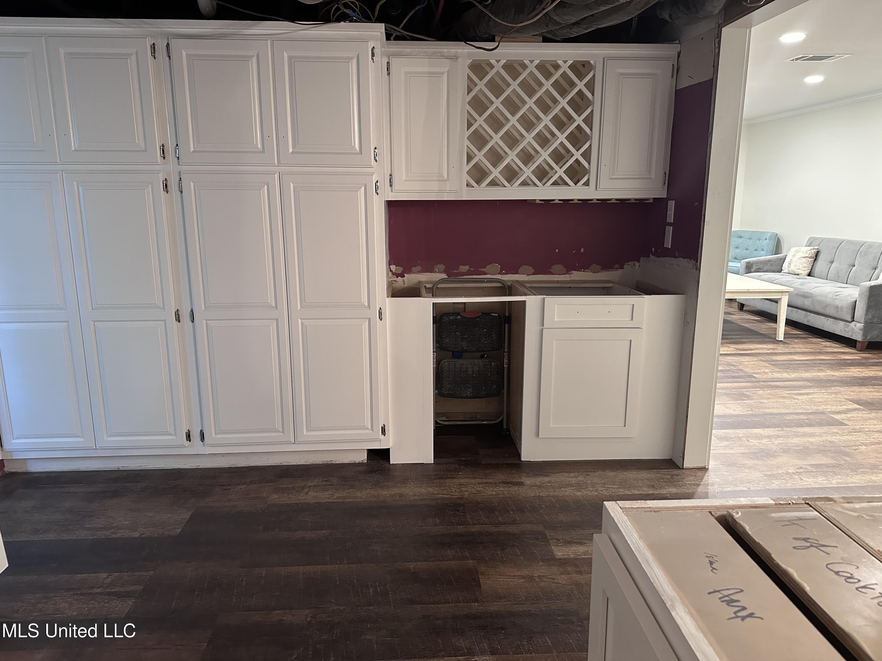 1115 Westwood Street Property Photo 9