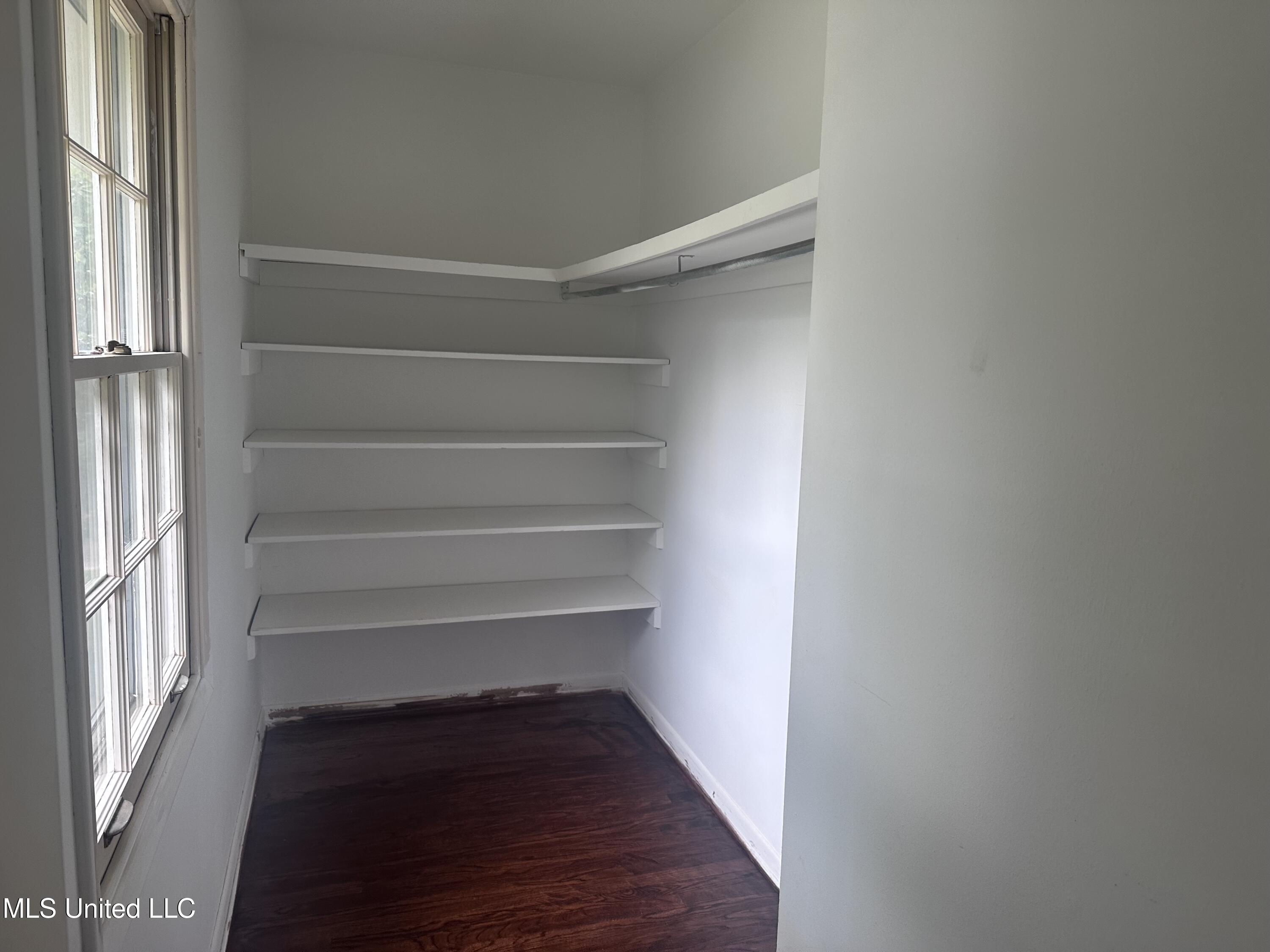 1115 Westwood Street Property Photo 19