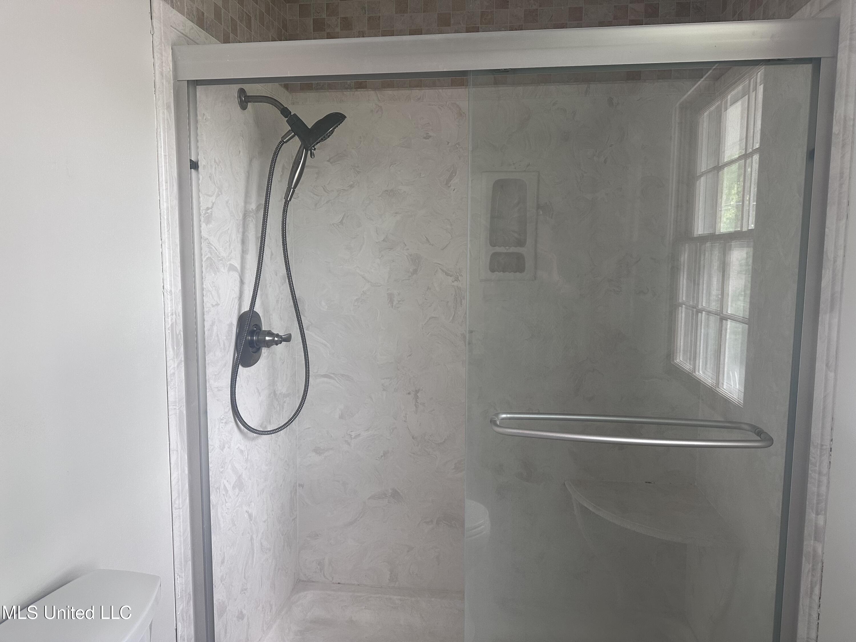 1115 Westwood Street Property Photo 22