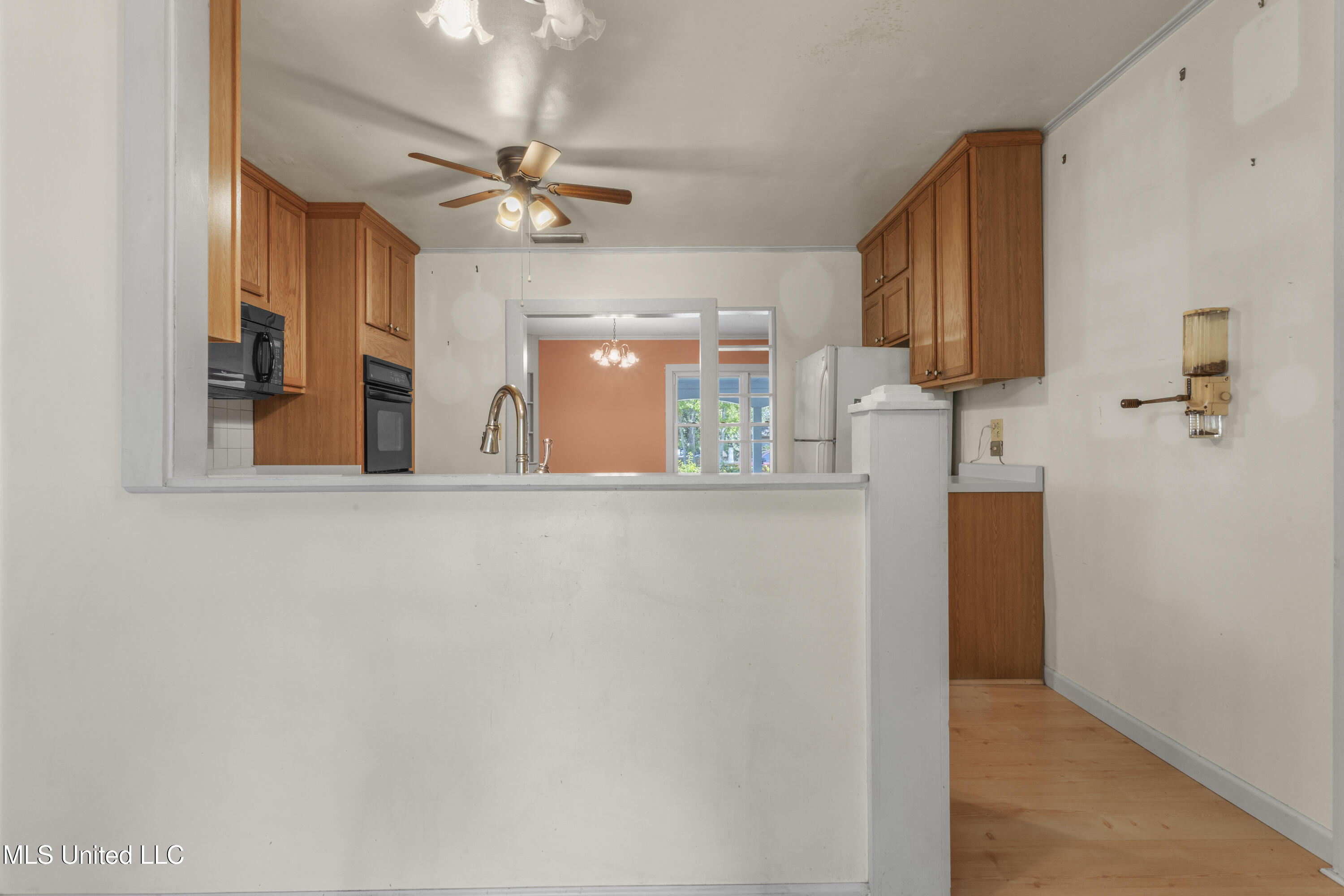 395 Oaklawn Place Property Photo 14