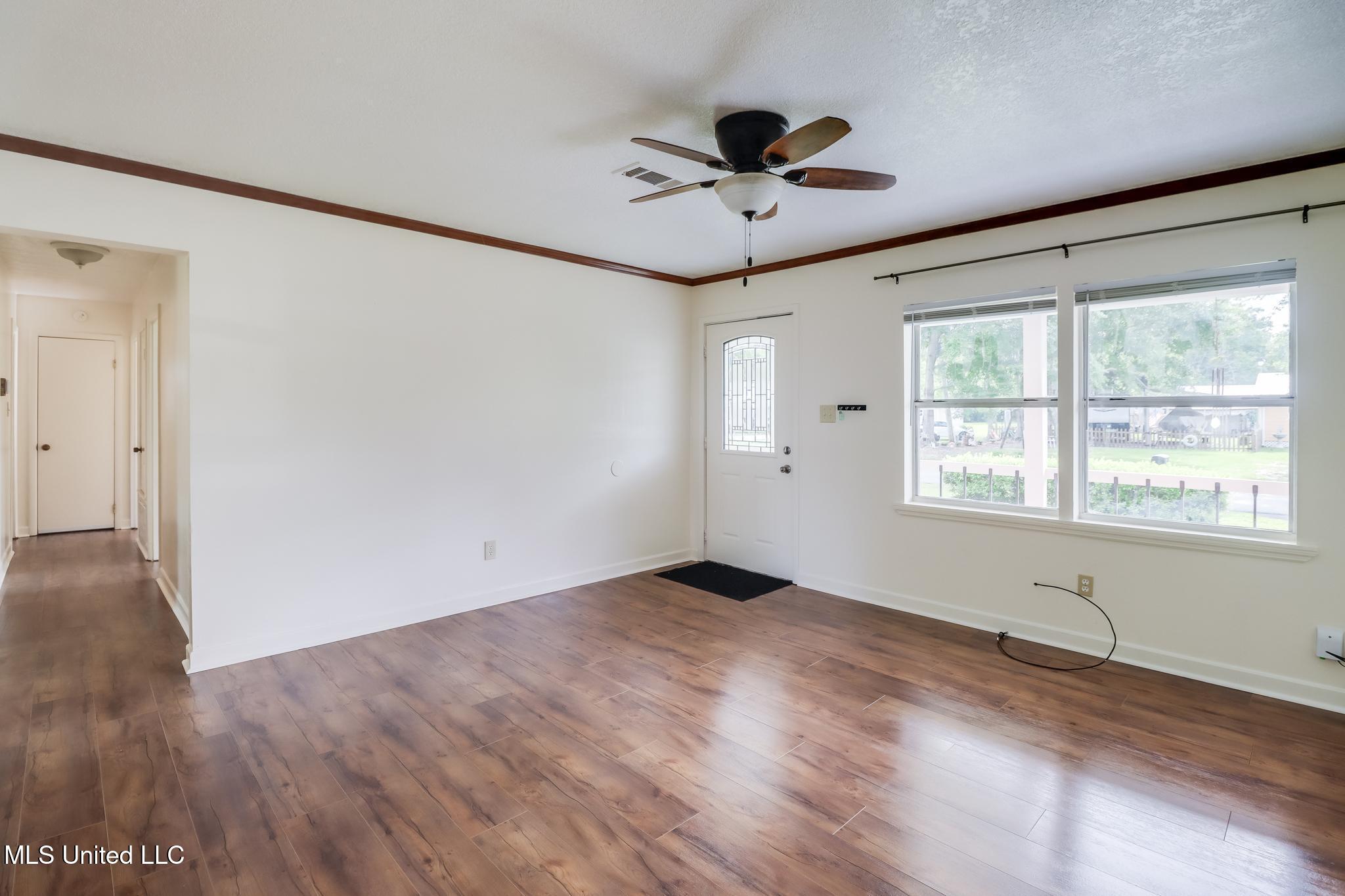 328 Seal Avenue Property Photo 5