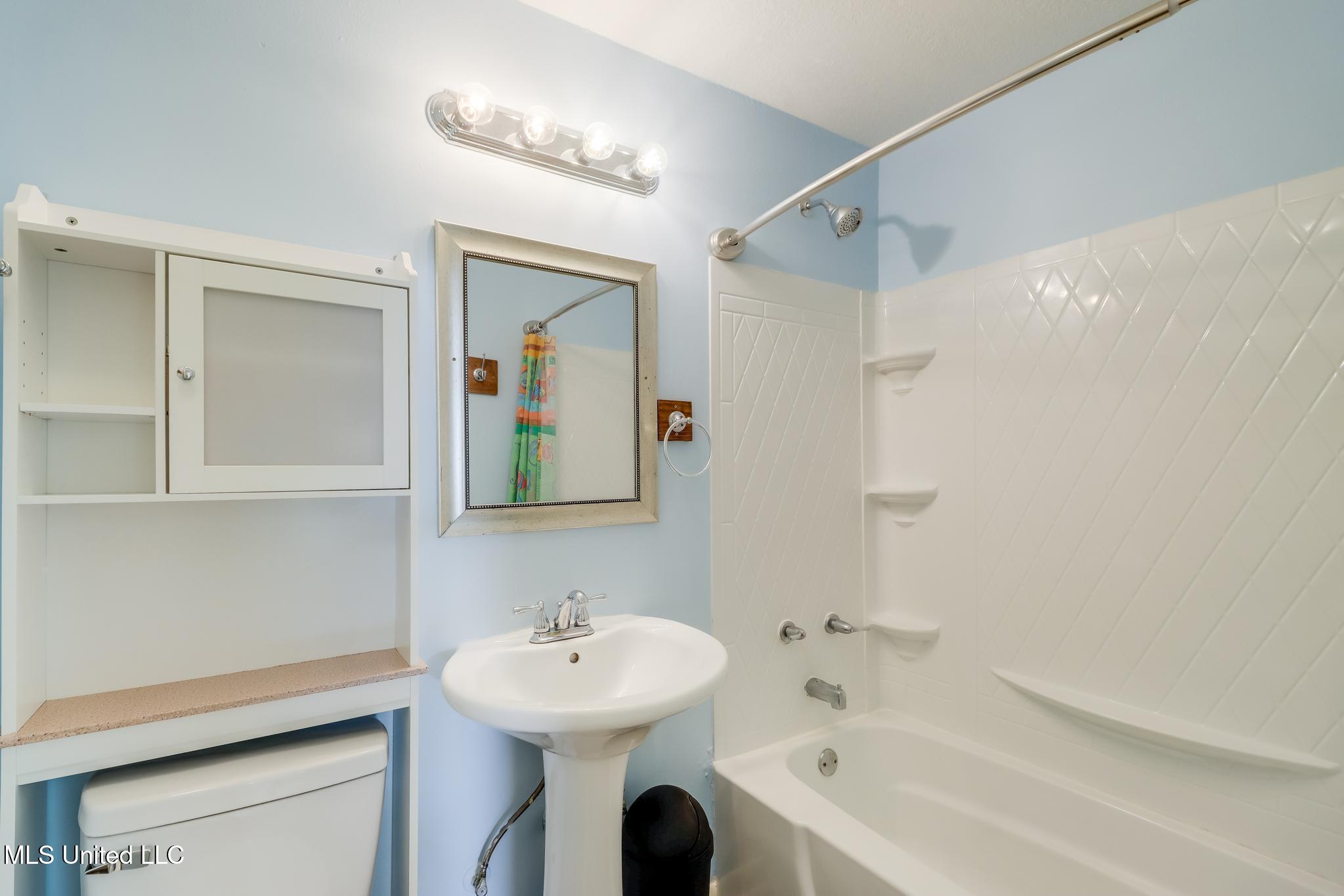 328 Seal Avenue Property Photo 14