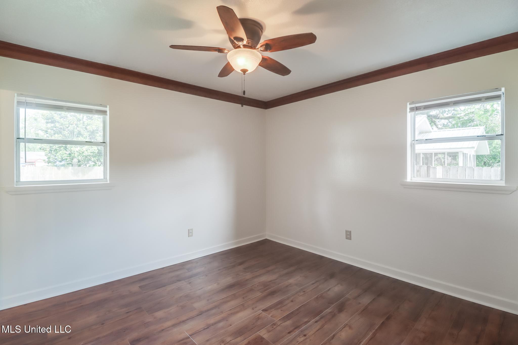 328 Seal Avenue Property Photo 19