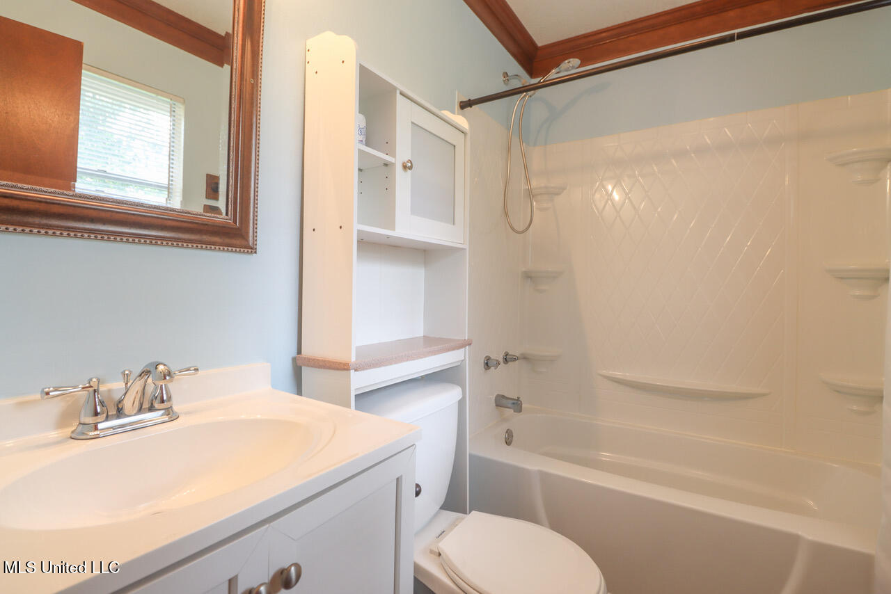 328 Seal Avenue Property Photo 21