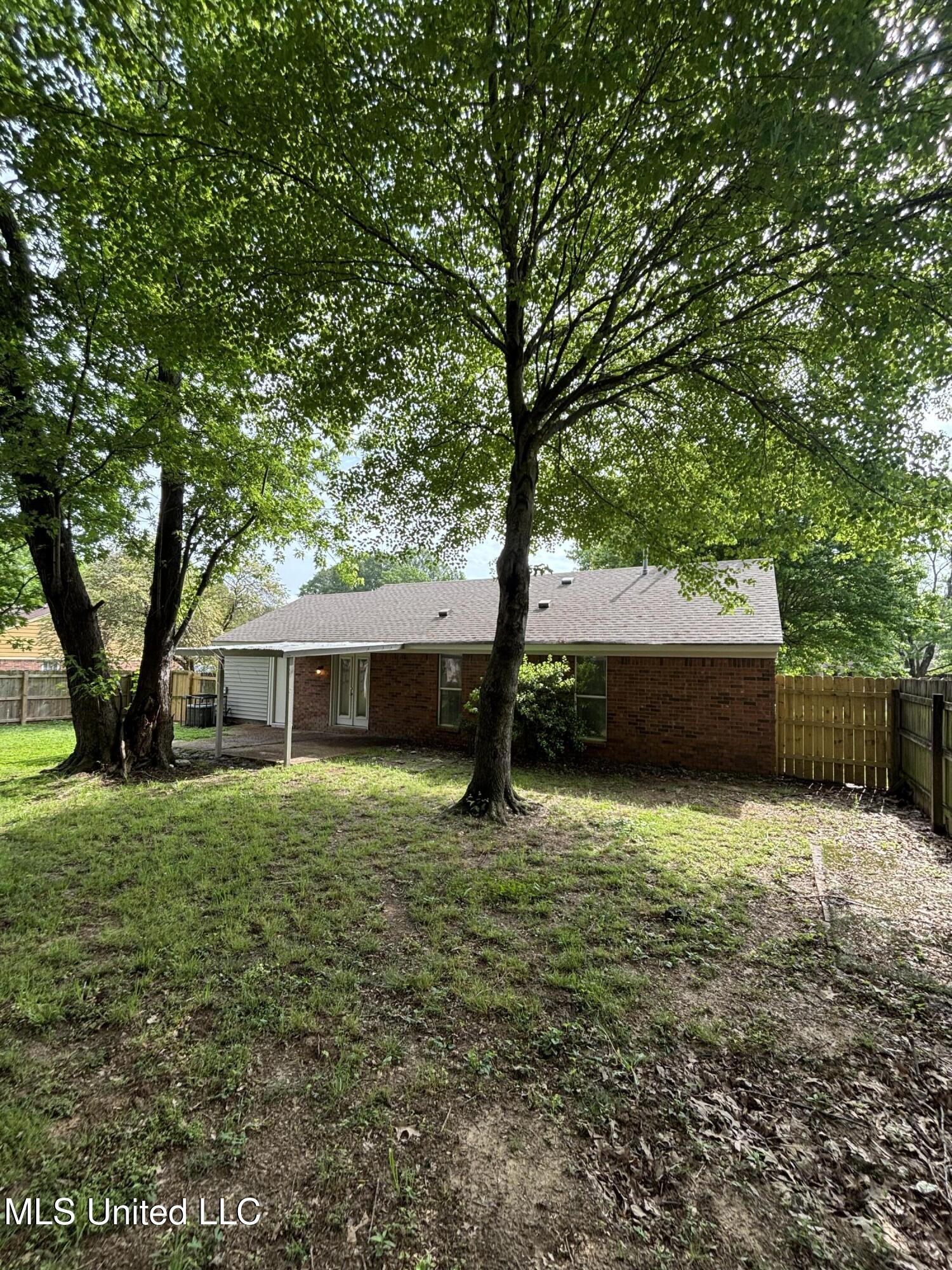 6405 Collinwood Road Property Photo 3