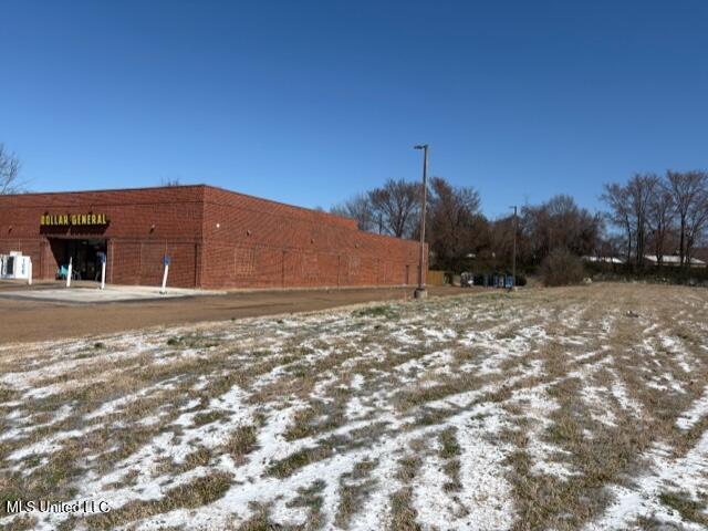 Highway 51 Property Photo 3