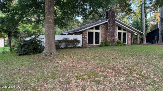 112 Victoria Circle Property Photo 1