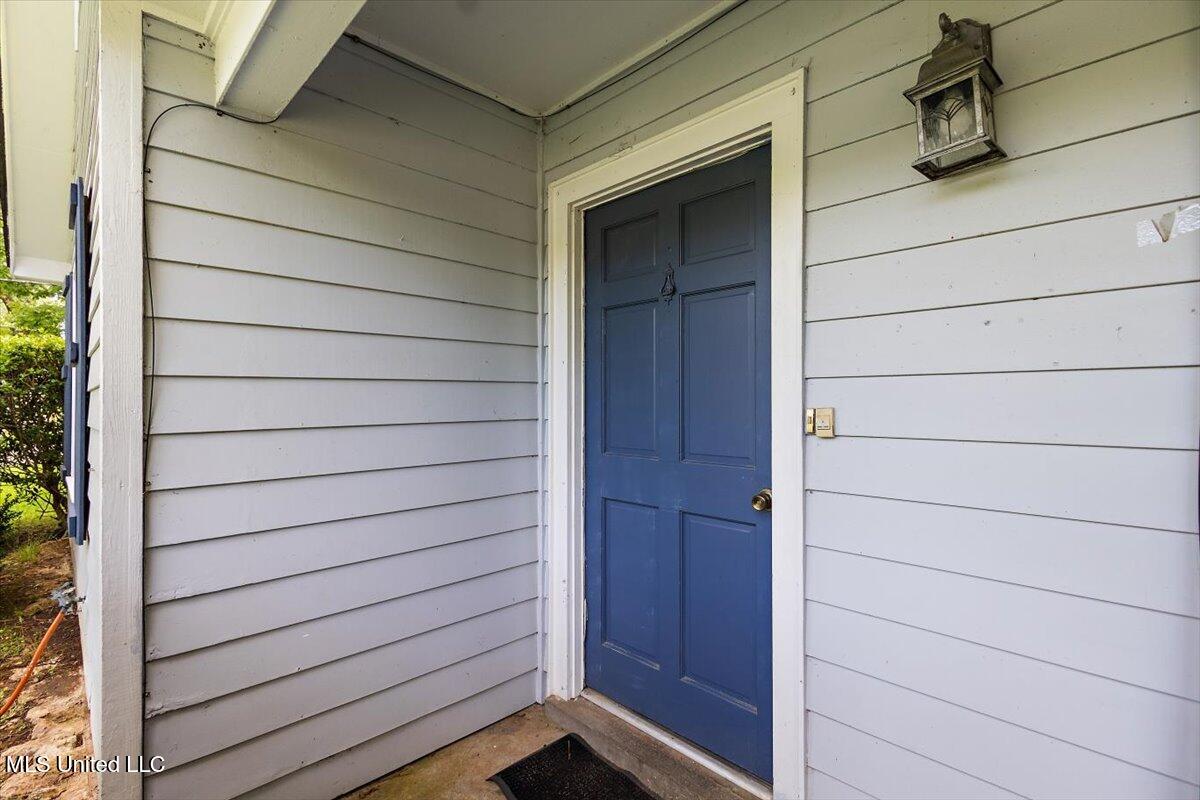 244 Massey Circle Property Photo 5