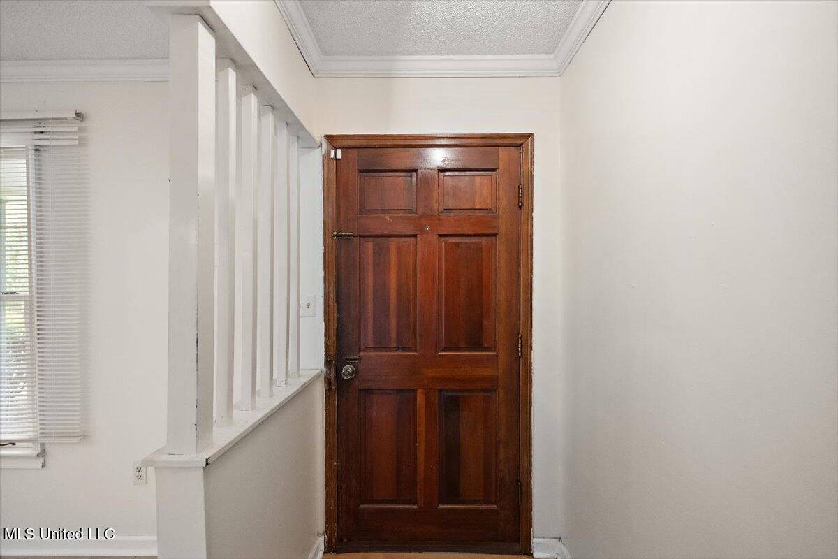 244 Massey Circle Property Photo 6