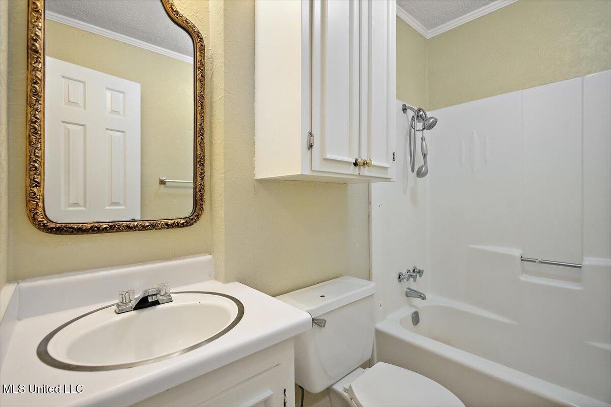 244 Massey Circle Property Photo 26