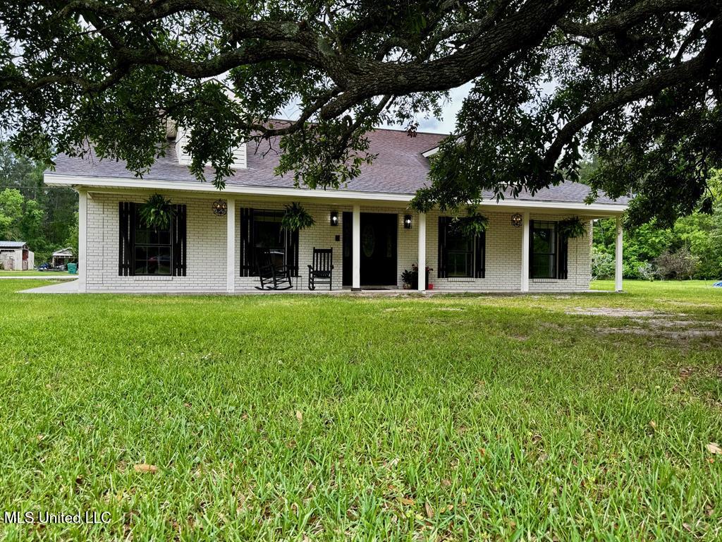 3099 Longfellow Drive Property Photo 1
