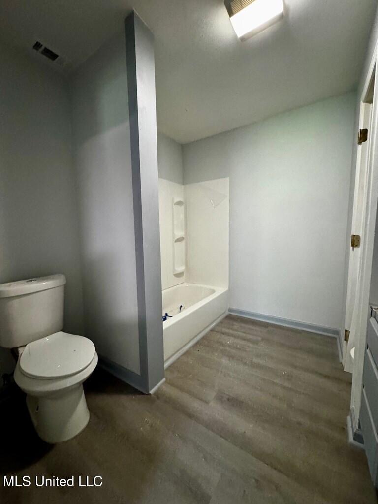 3099 Longfellow Drive Property Photo 18