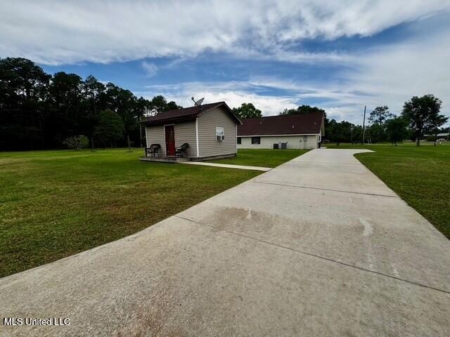 3099 Longfellow Drive Property Photo 28