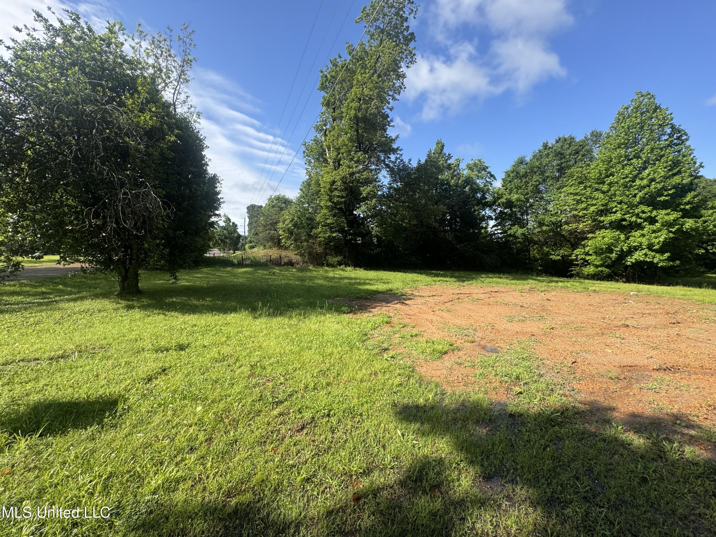7231 N Hamilton Circle Circle Property Photo 3