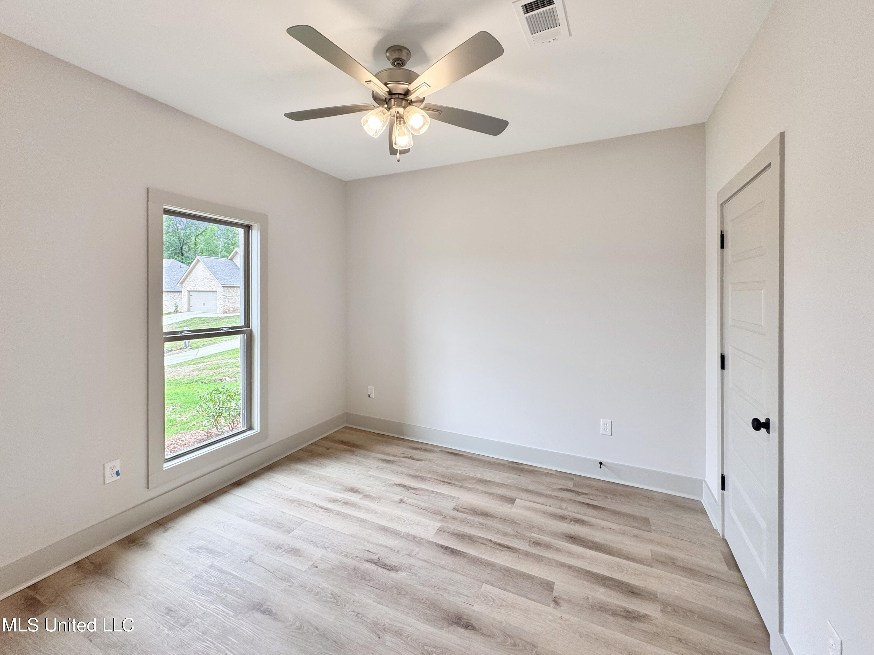 747 Magnolia Point Circle Property Photo 22