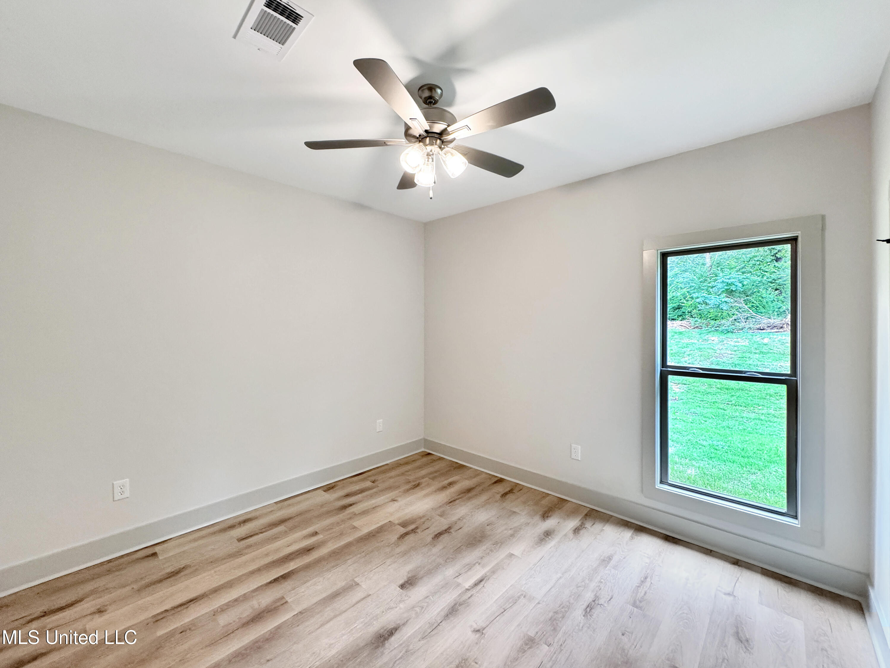 747 Magnolia Point Circle Property Photo 25