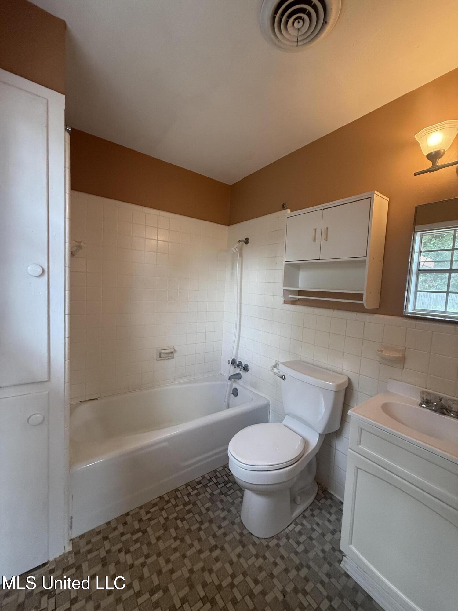 104 Mcgregor Way Property Photo 9