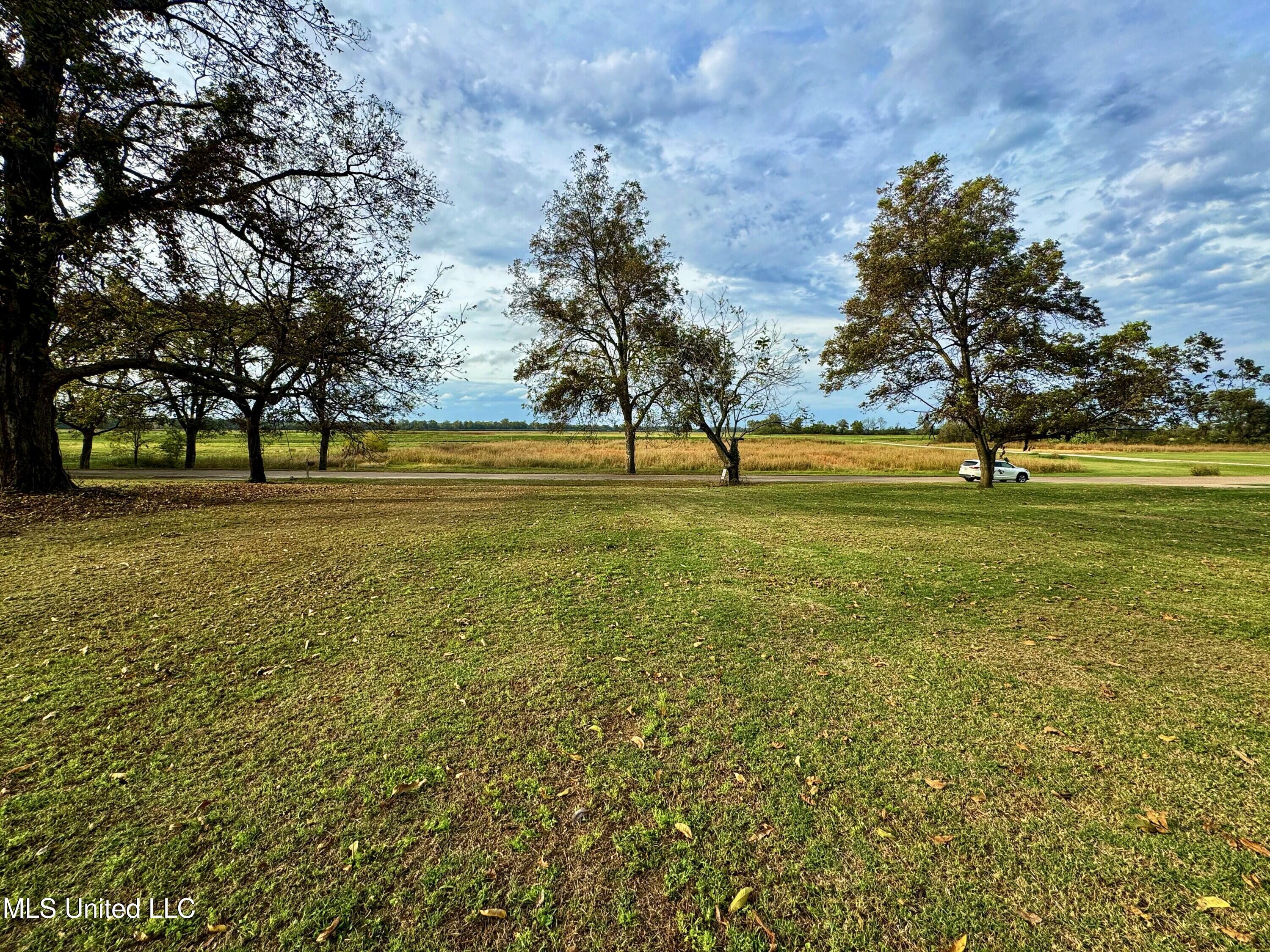 7 Yazoo Pass Drive Property Photo 11