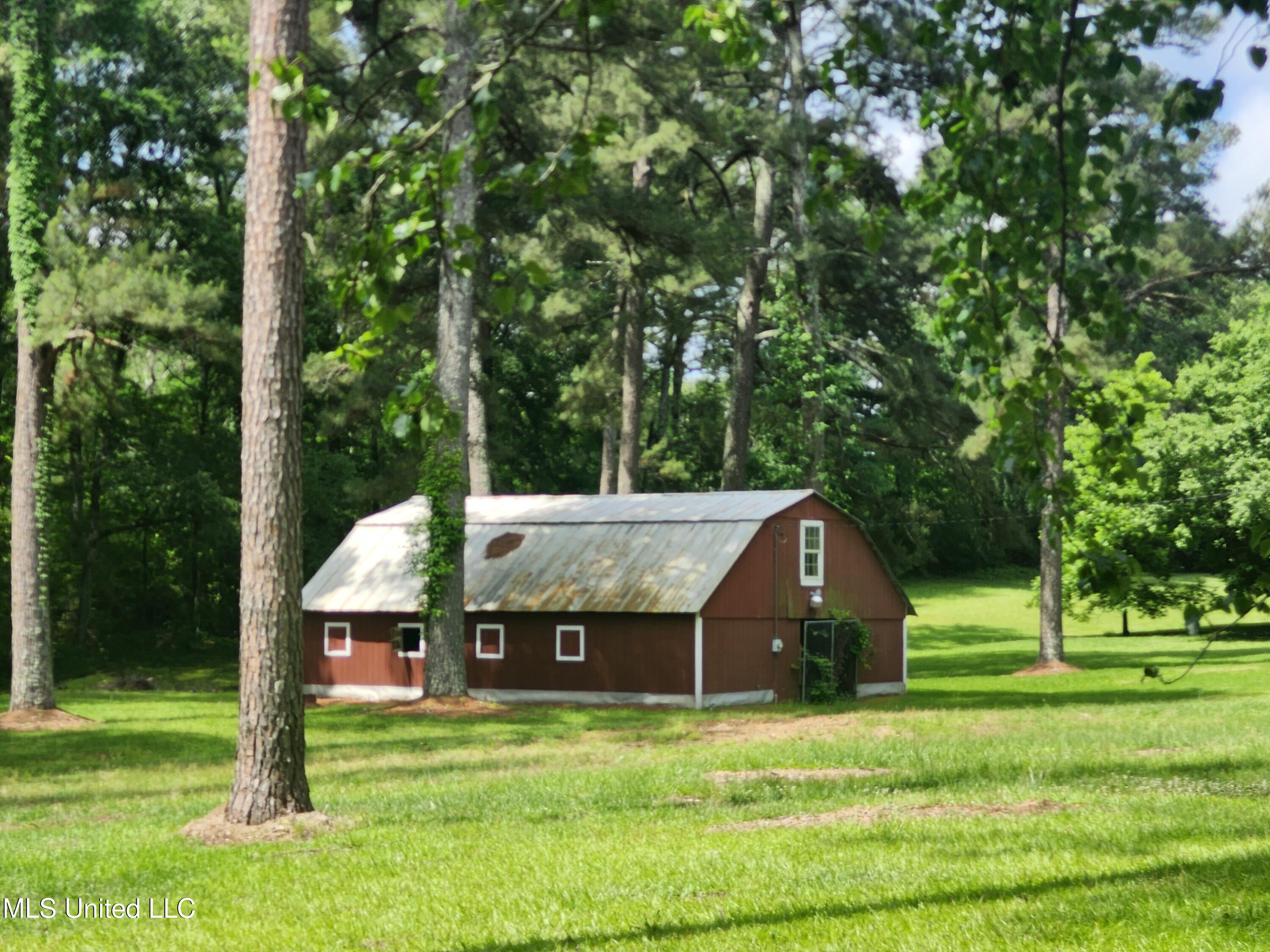 3830 Forest Hill Road Property Photo 11