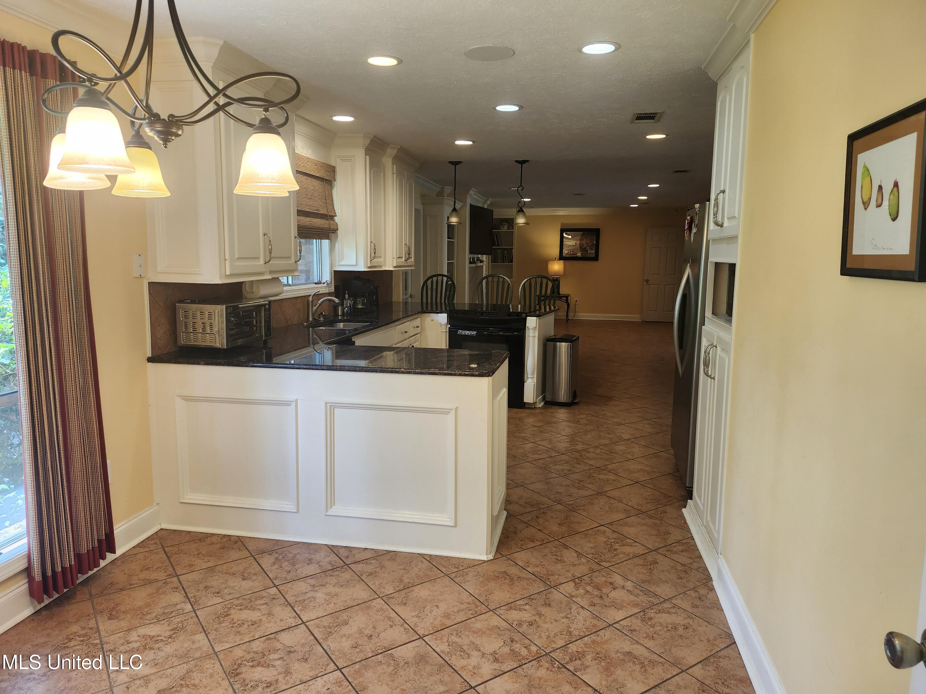 3830 Forest Hill Road Property Photo 22