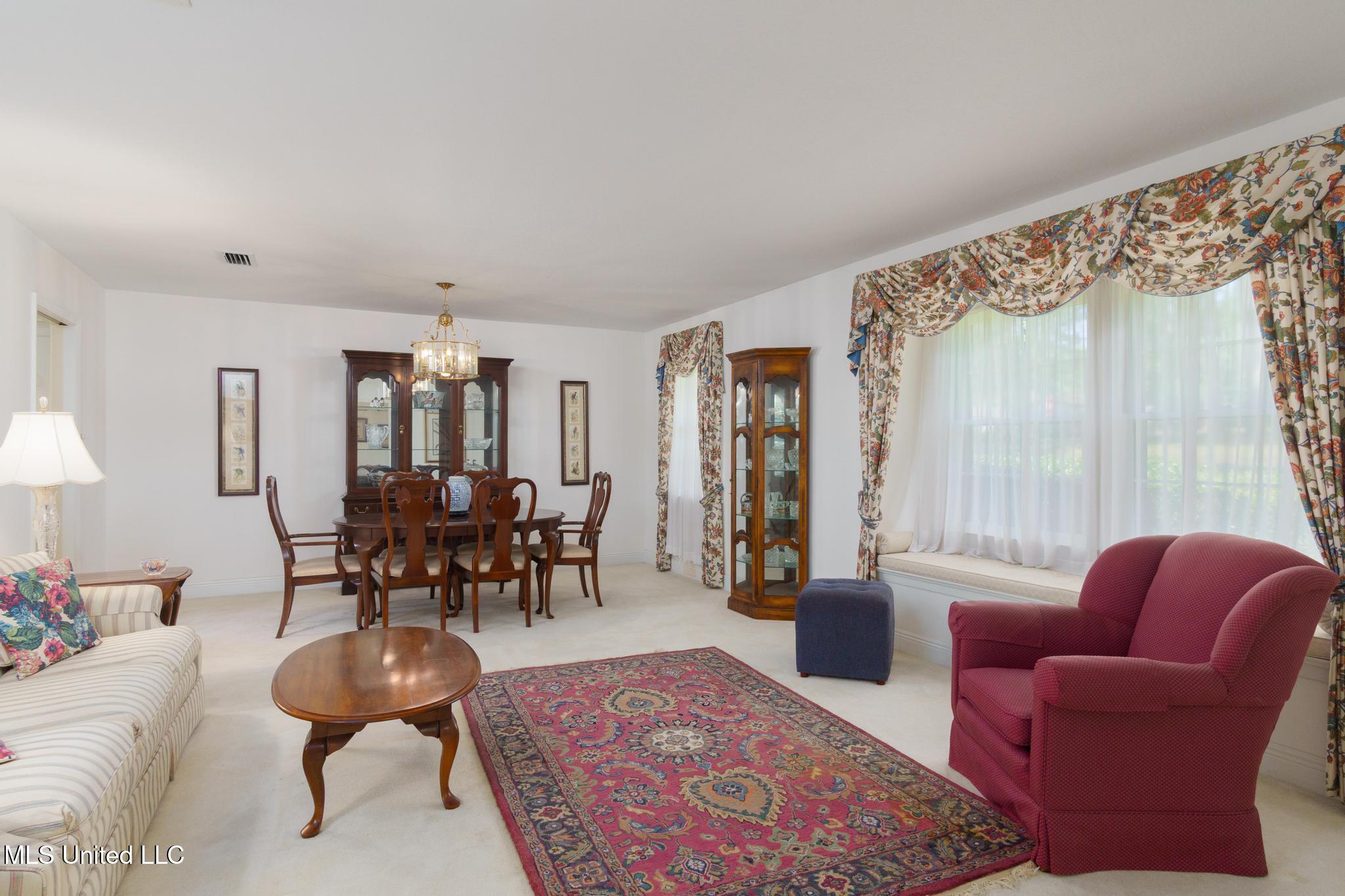 2506 Villa Verde Street Property Photo 4
