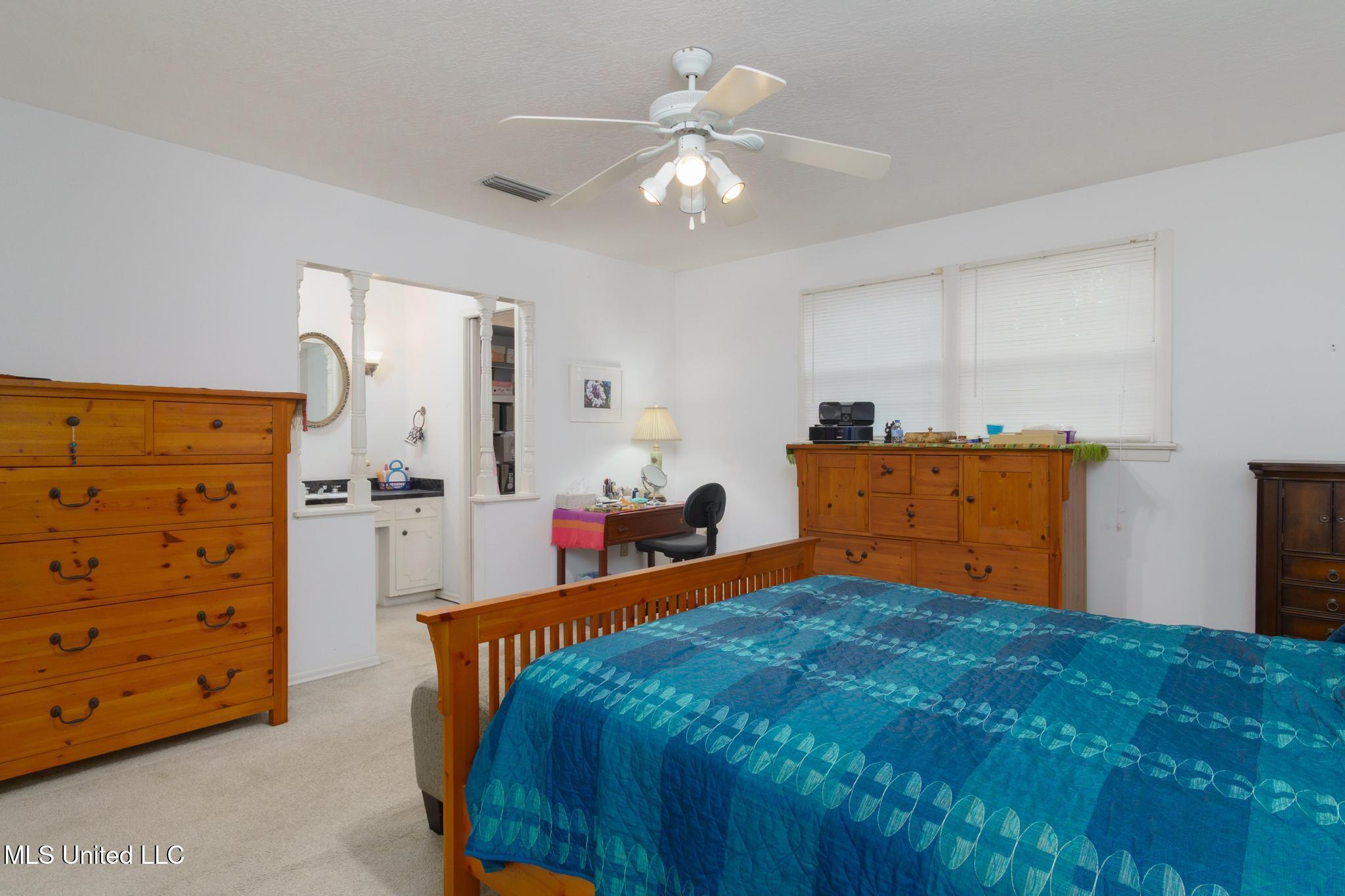2506 Villa Verde Street Property Photo 11
