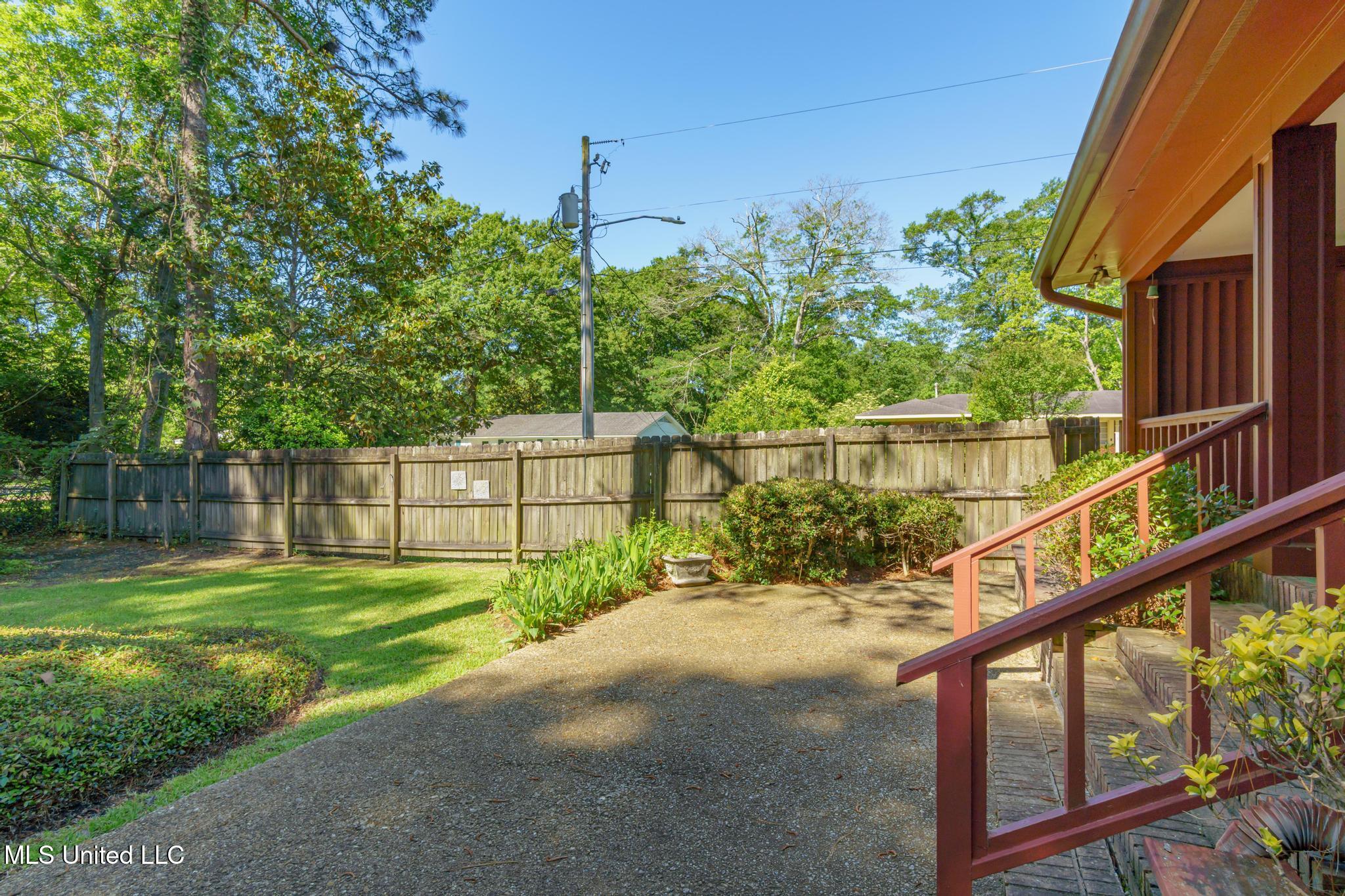 2506 Villa Verde Street Property Photo 20