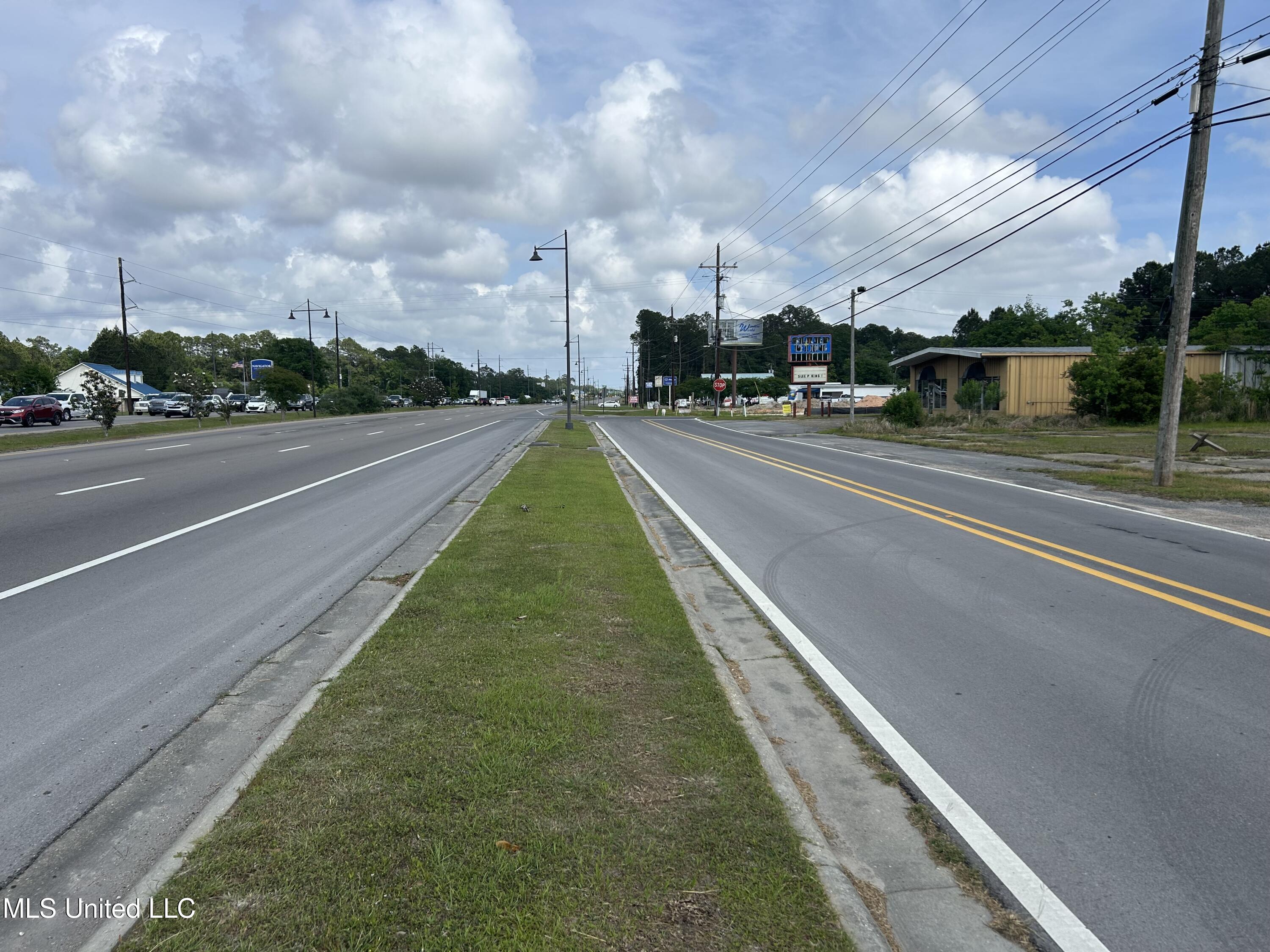 1917 Highway 90 Property Photo 3