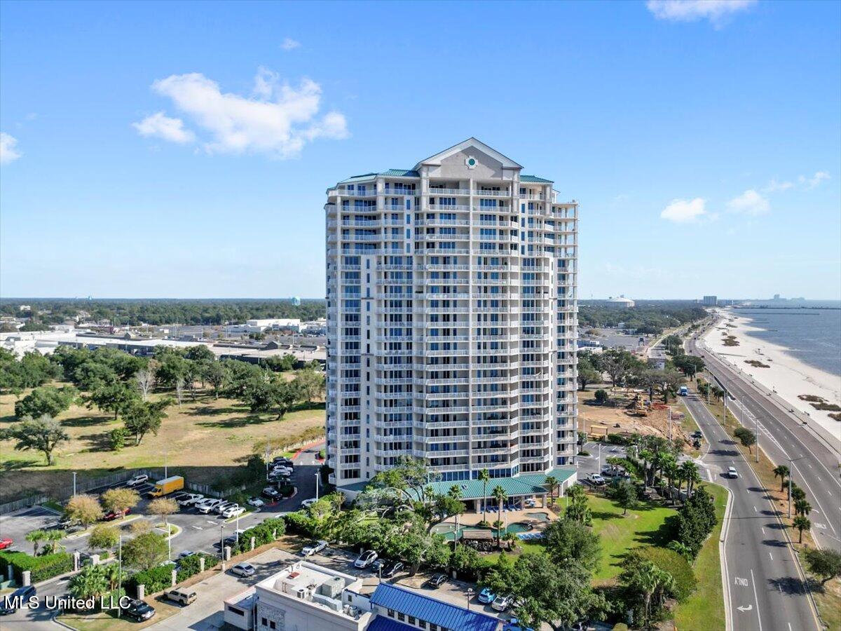 2668 Beach Boulevard Property Photo 1