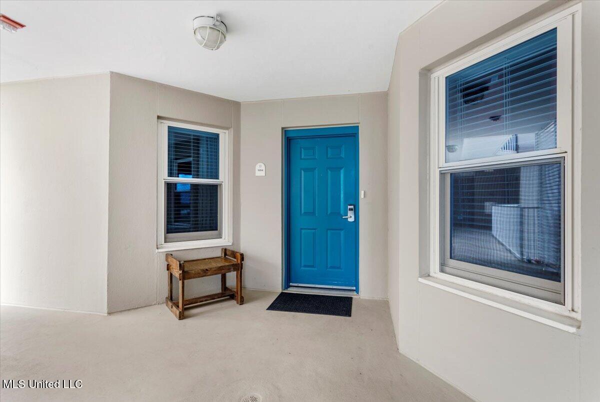 2668 Beach Boulevard Property Photo 2