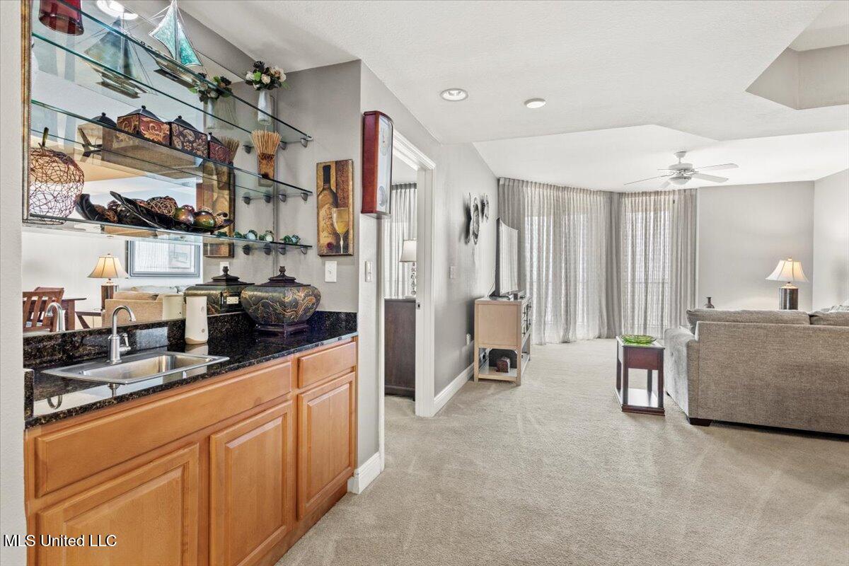 2668 Beach Boulevard Property Photo 7